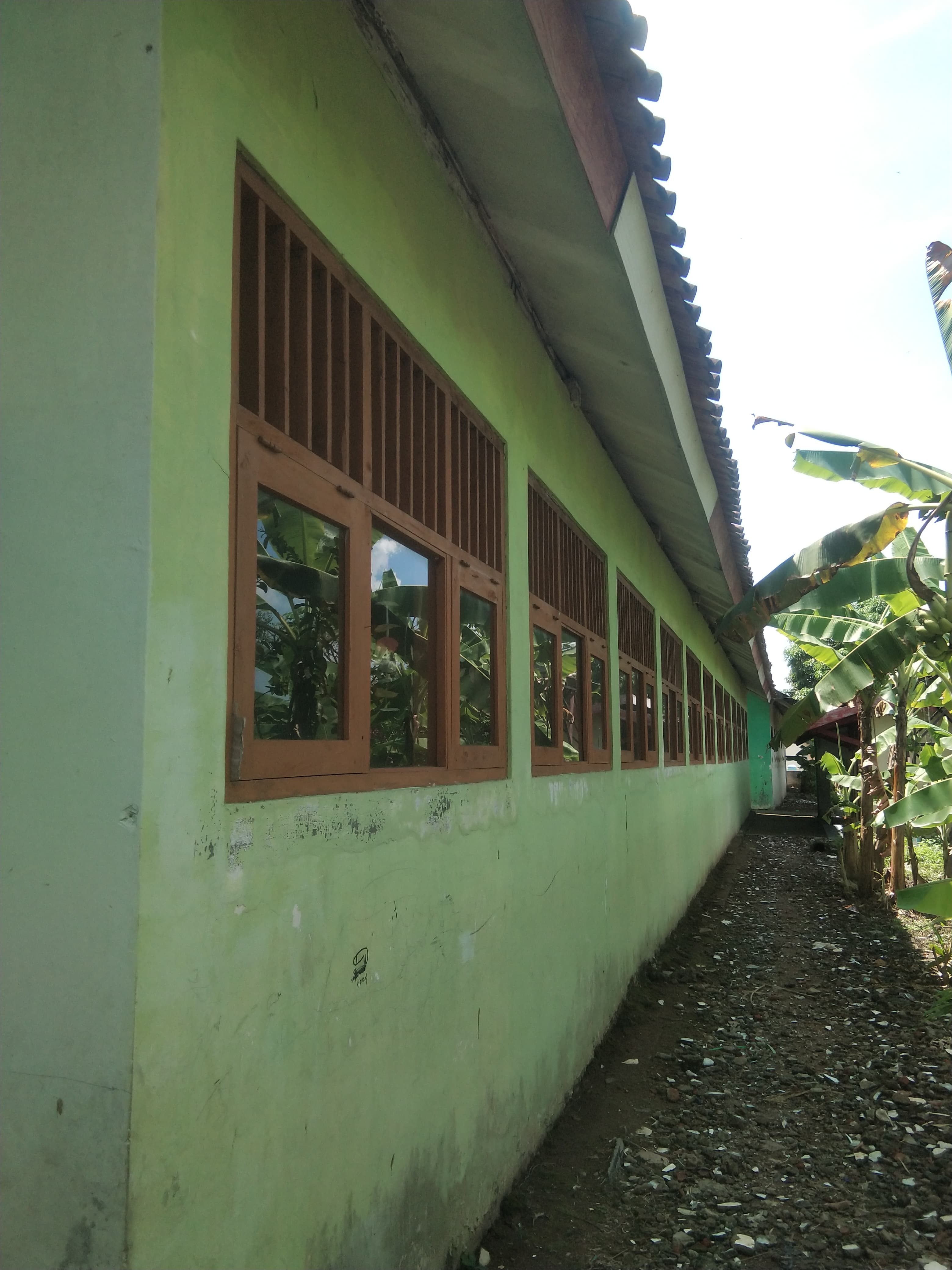 Tampak Belakang