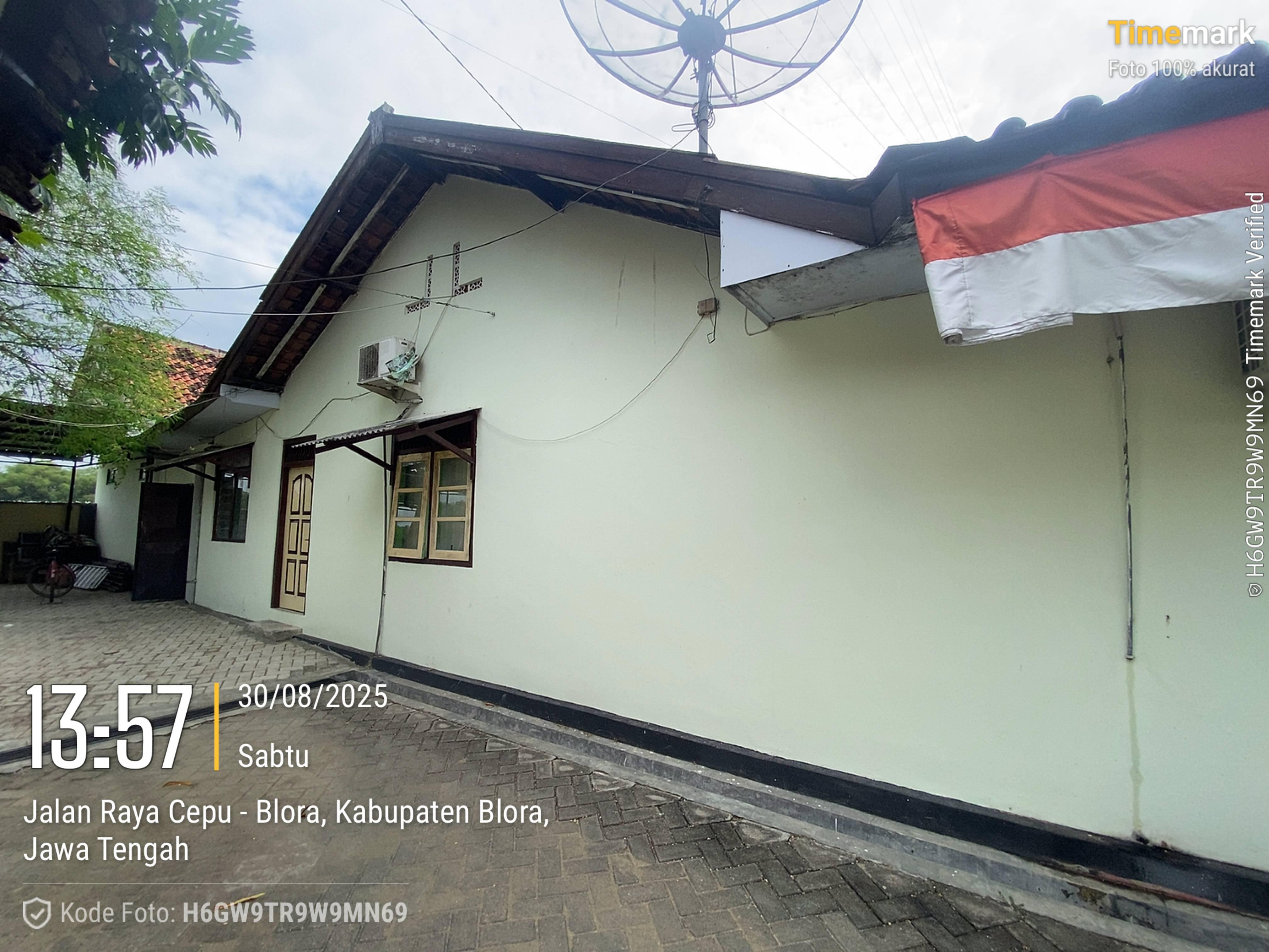 Tampak Belakang