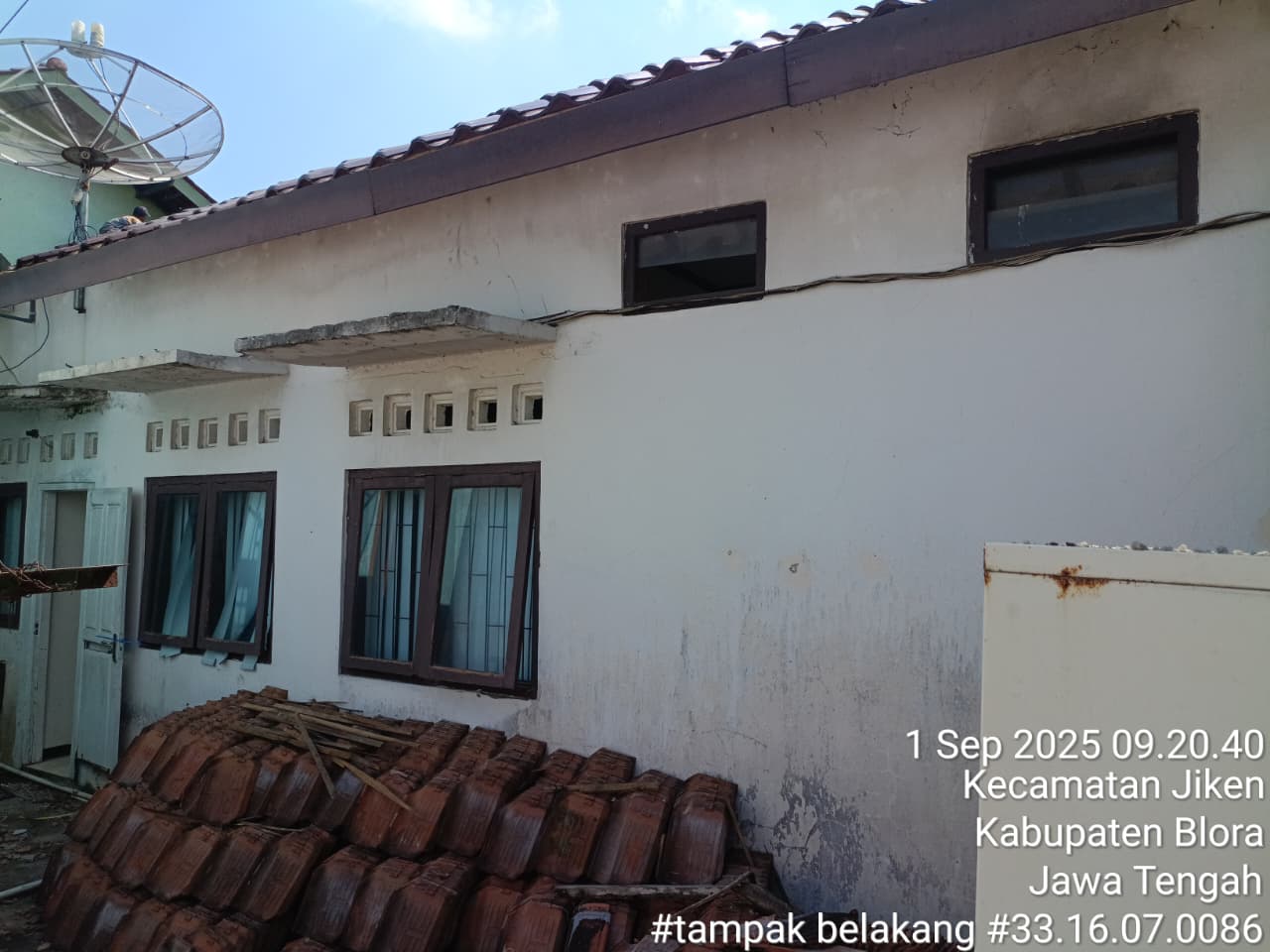 Tampak Belakang