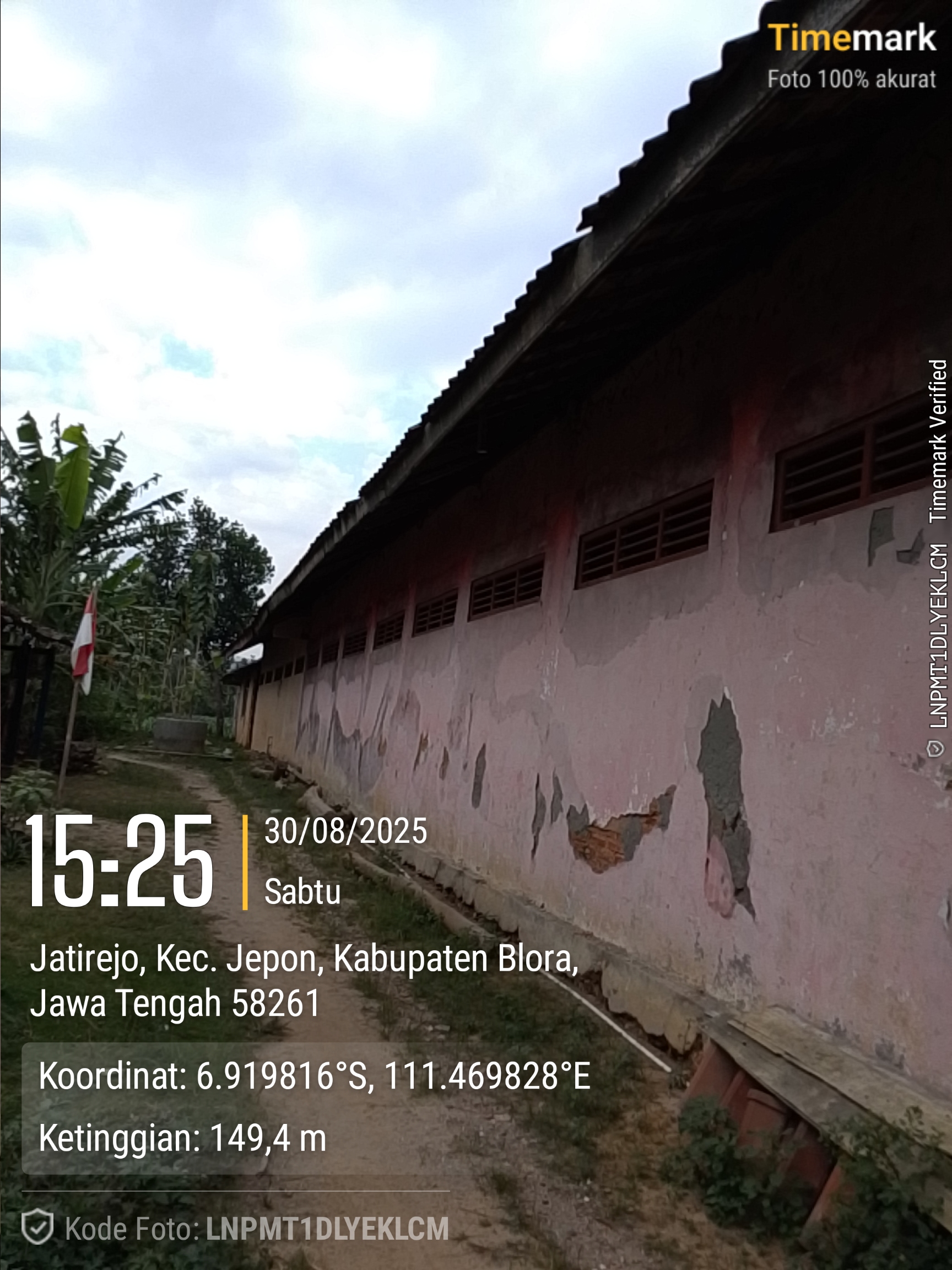 Tampak Belakang