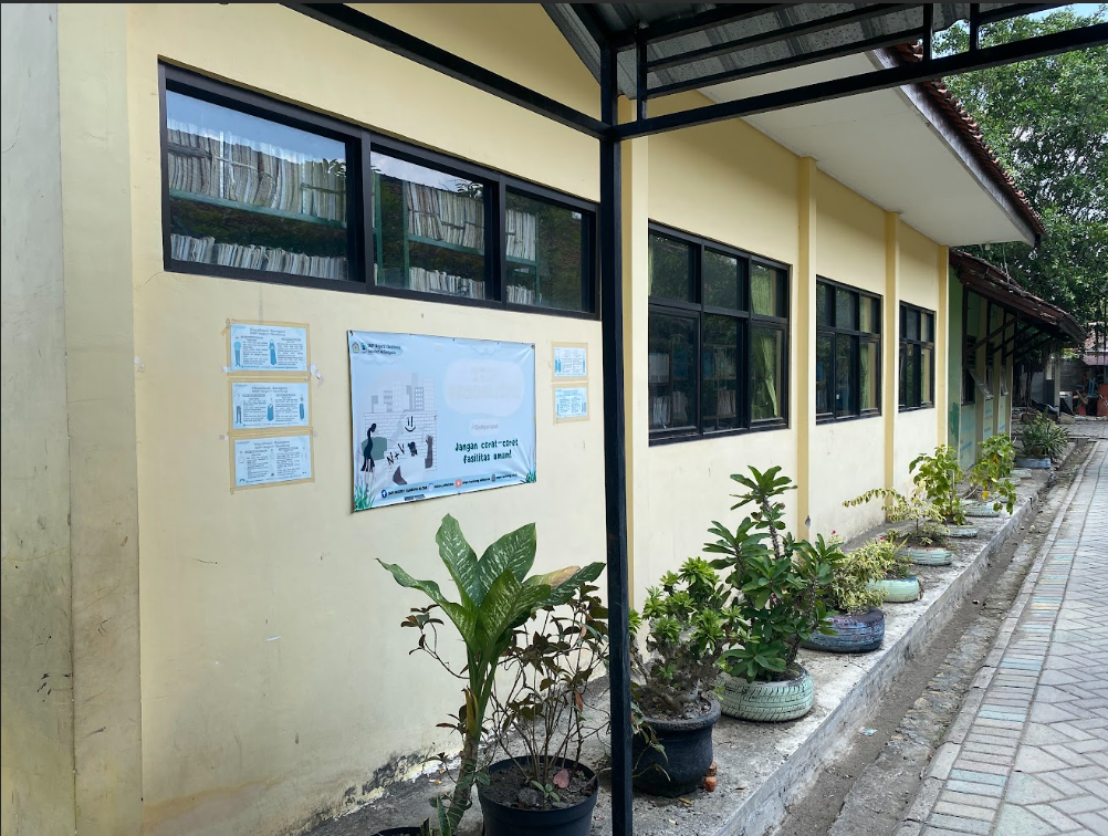 Tampak Belakang