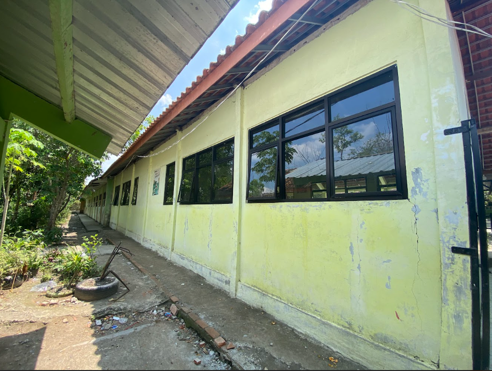 Tampak Belakang