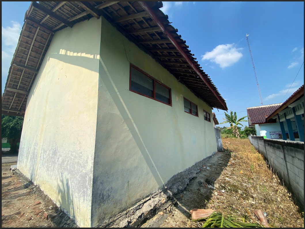 Tampak Belakang