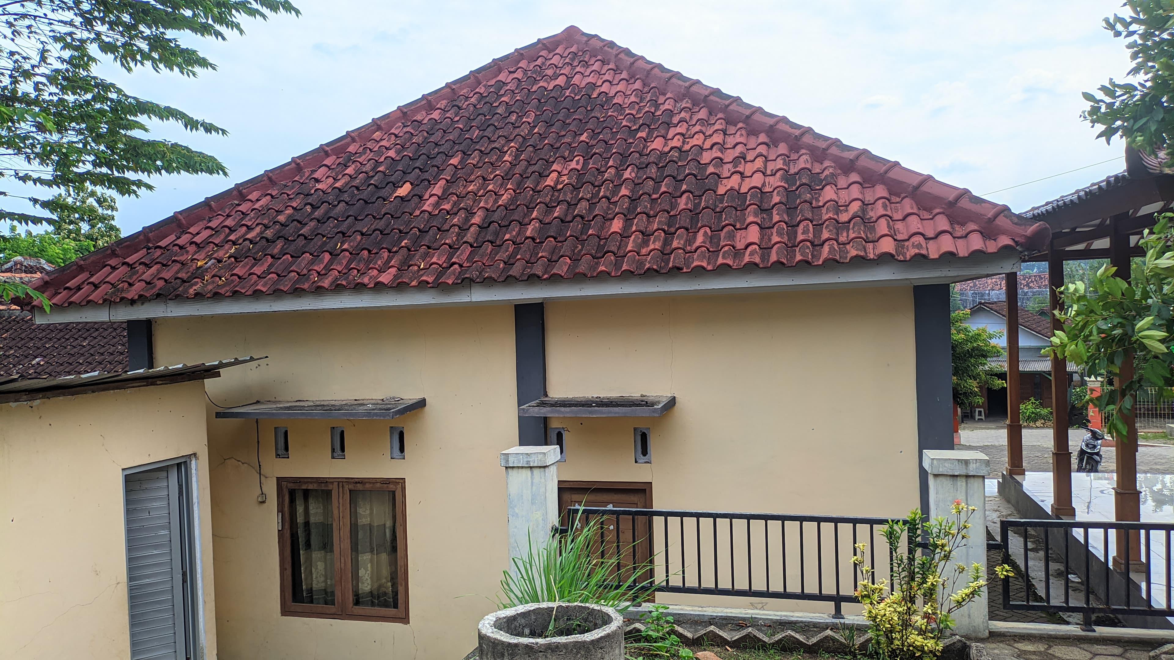 Tampak Belakang