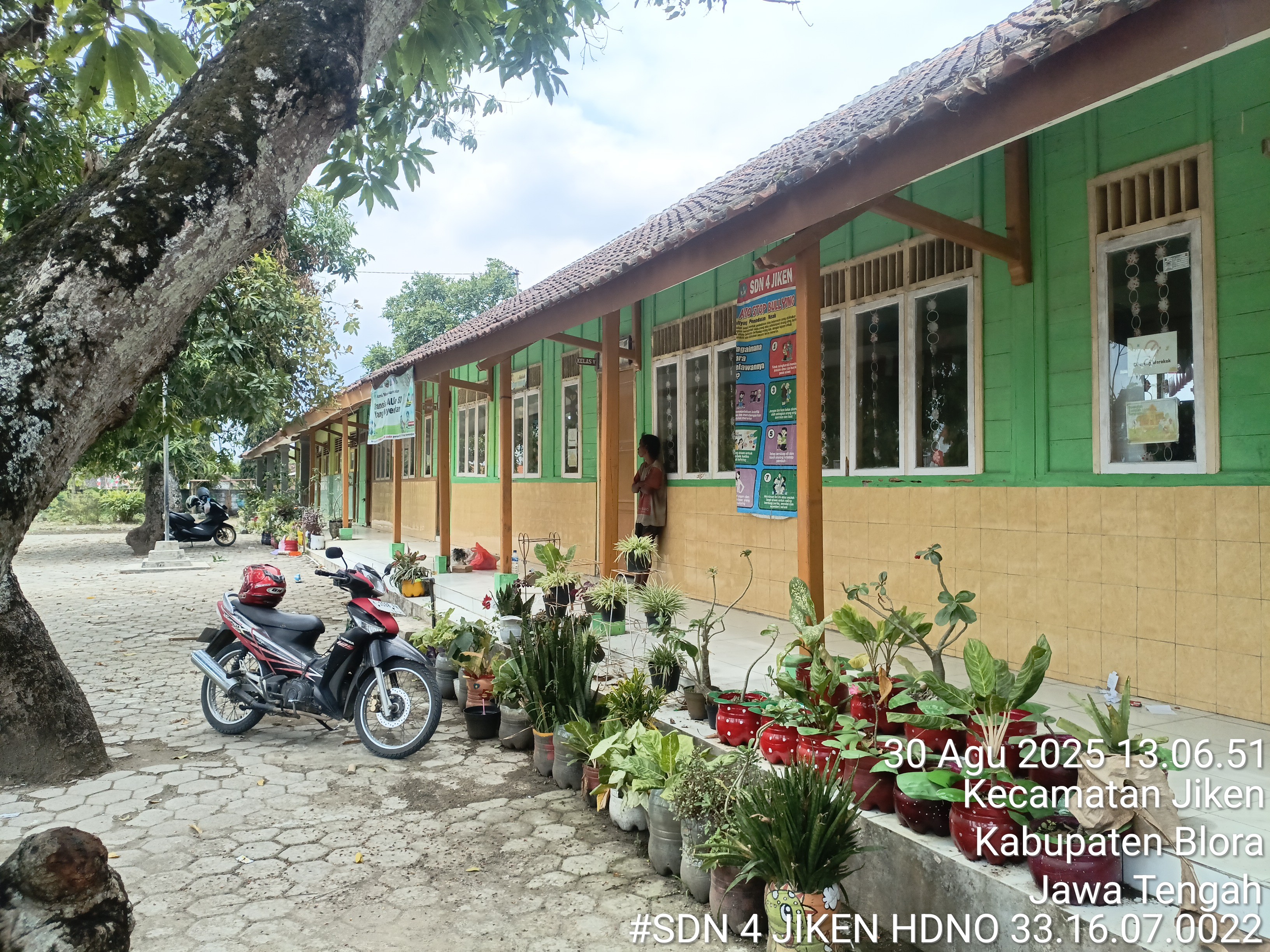 Tampak Depan
