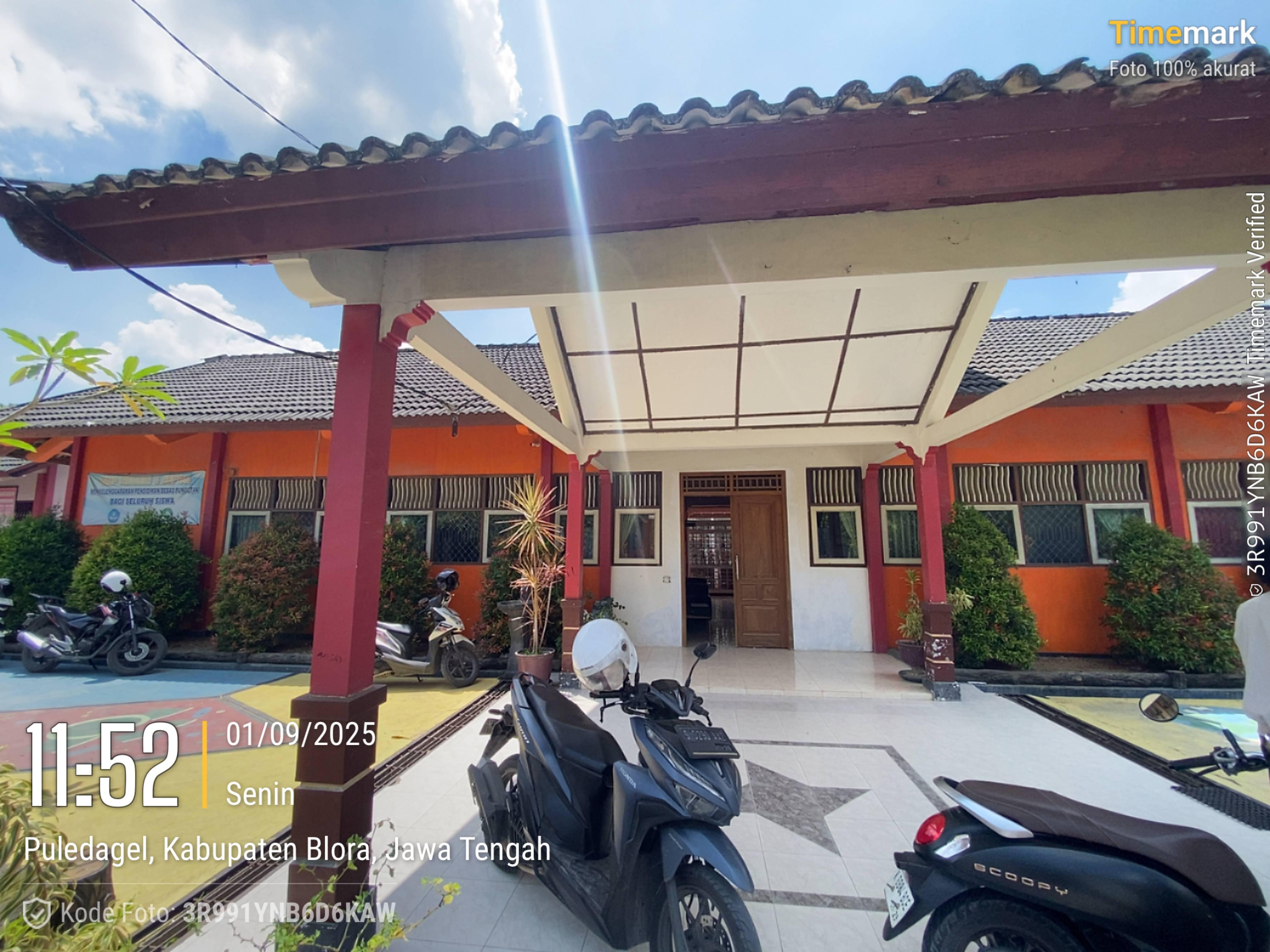 Tampak Depan