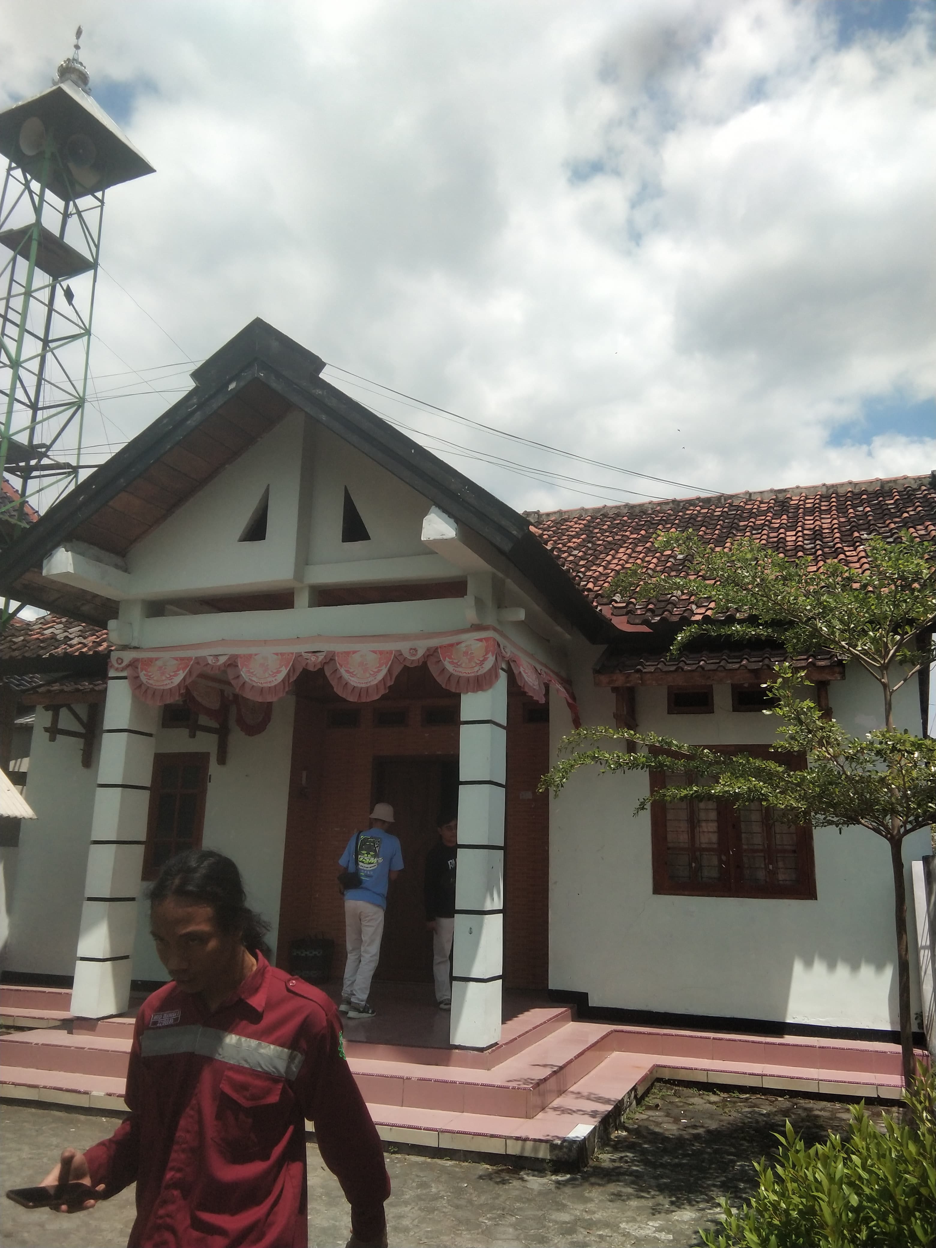 Tampak Depan