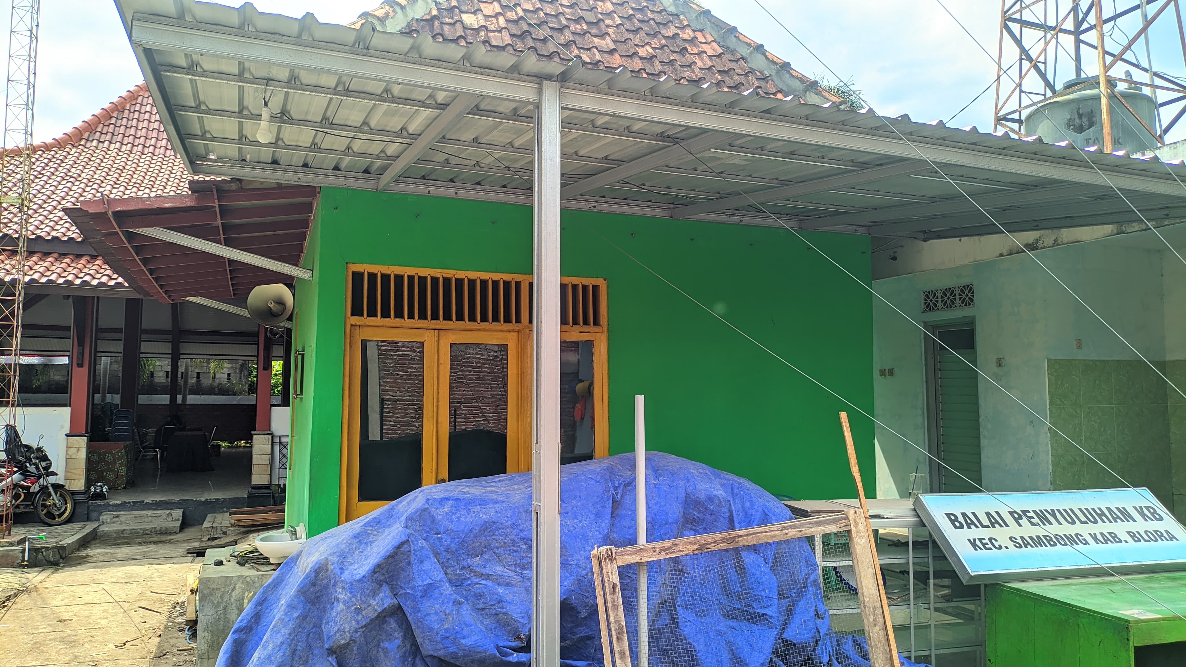 Tampak Depan