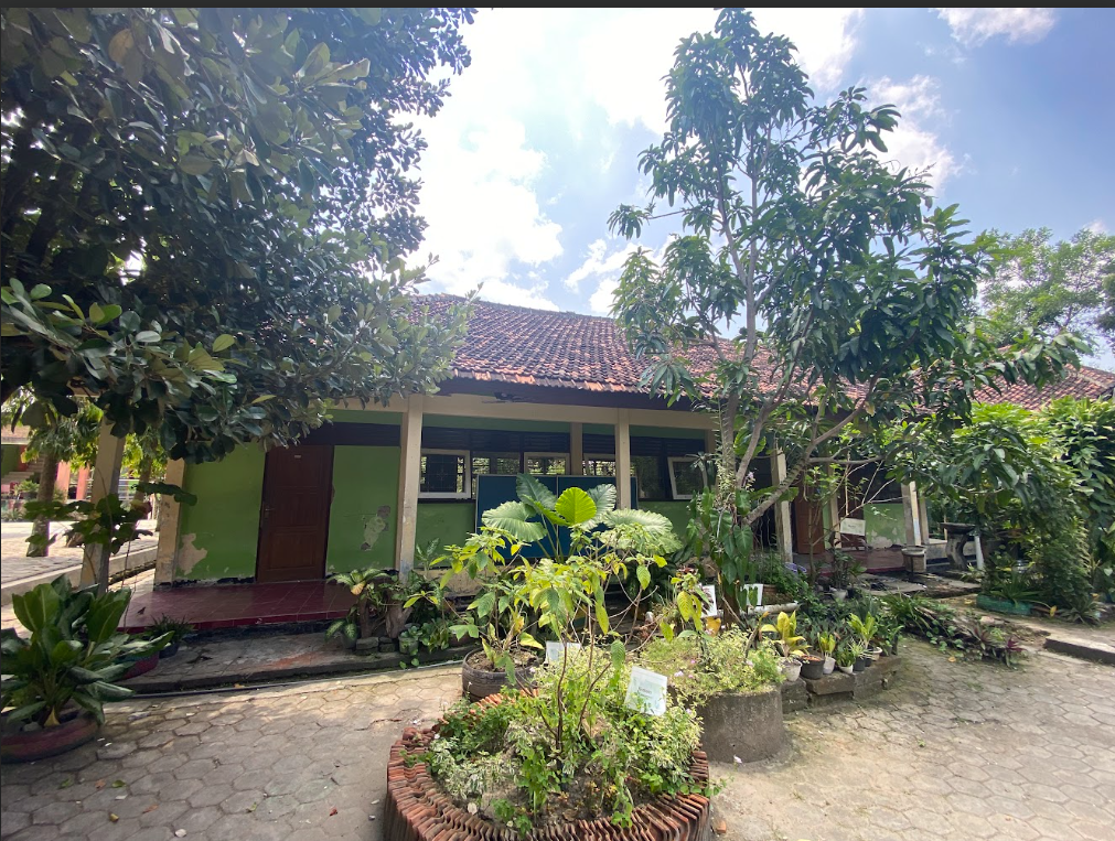 Tampak Depan