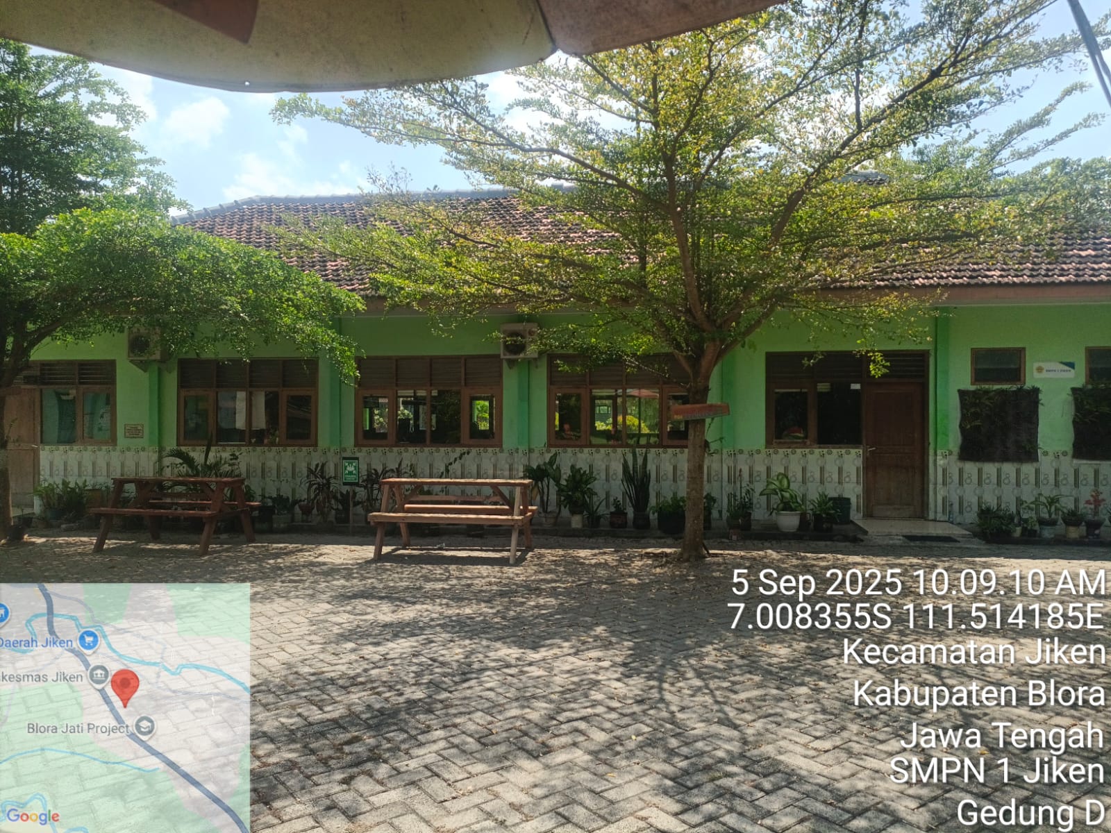 Tampak Depan