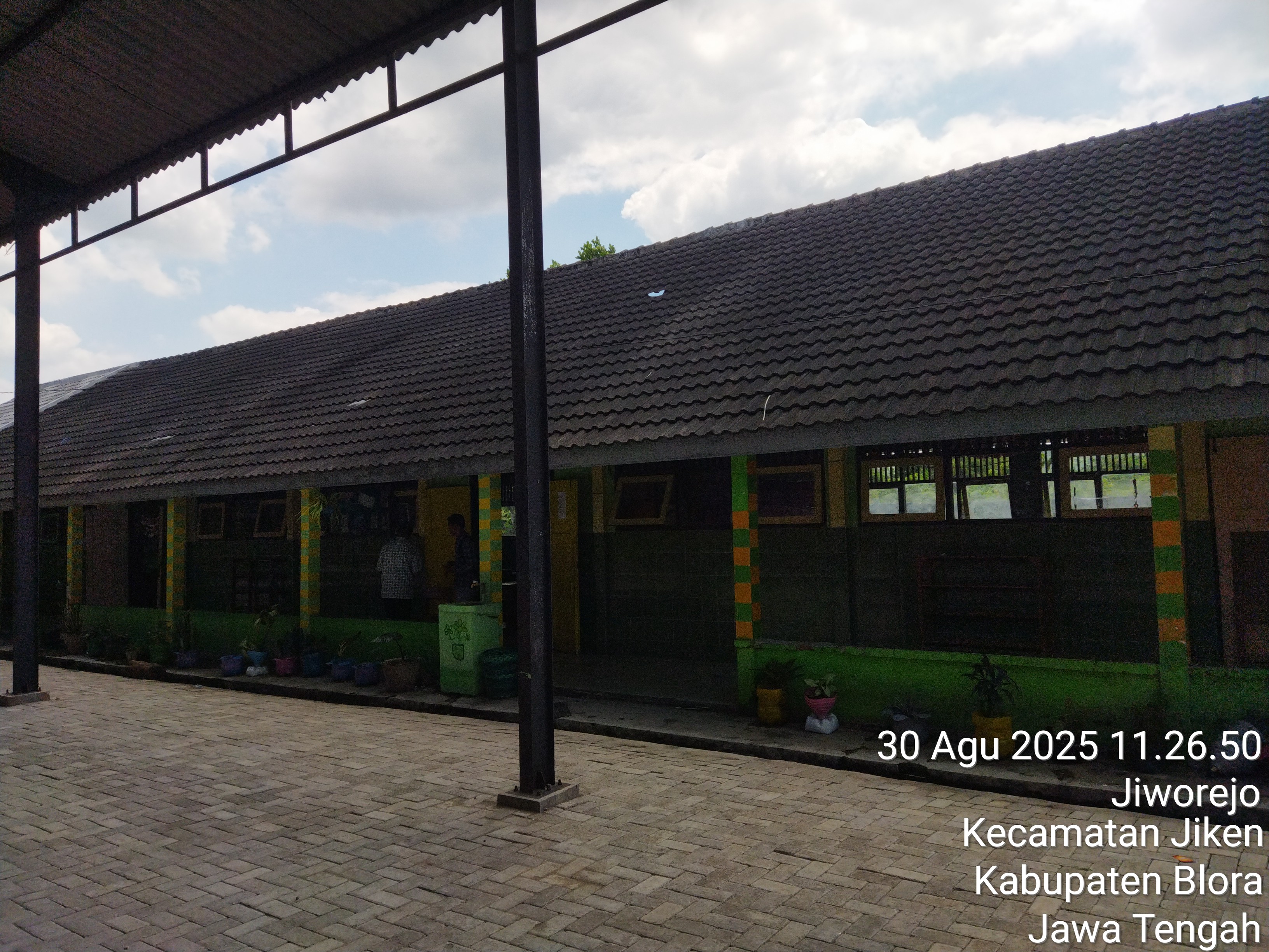 Tampak Depan