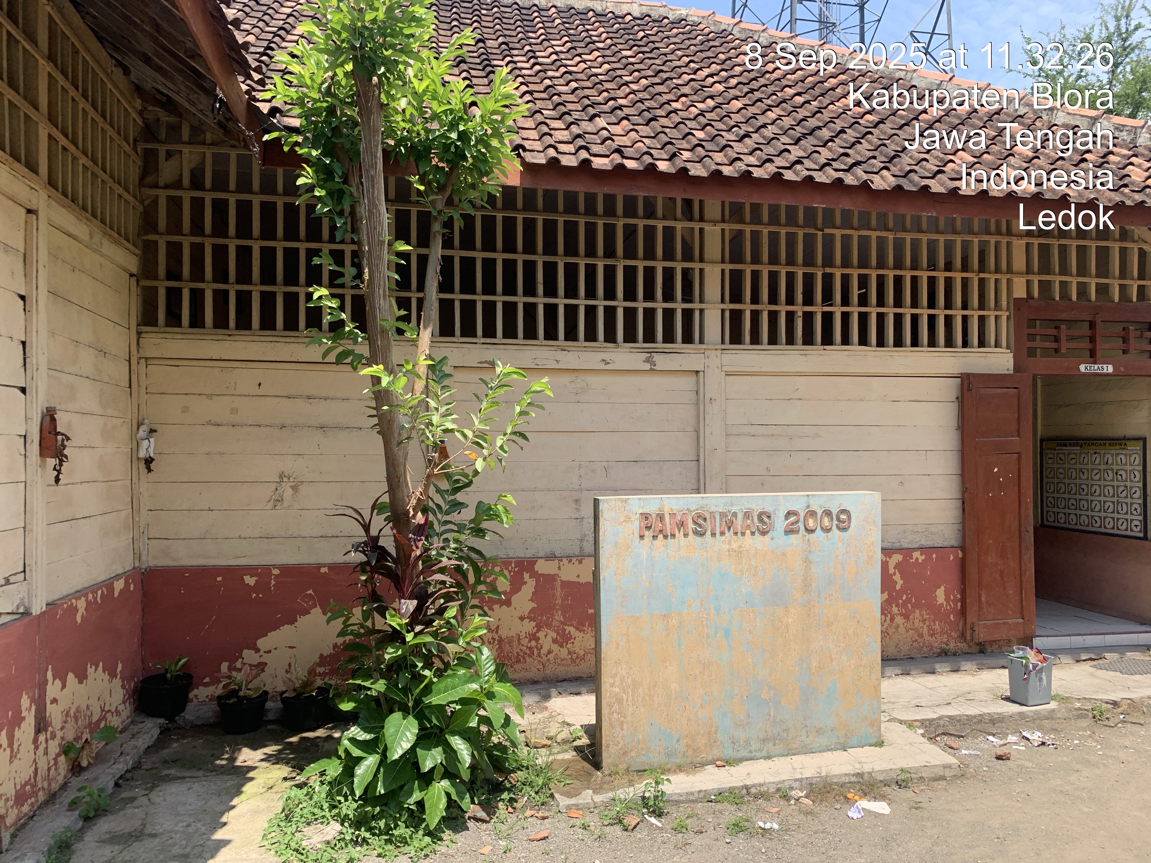 Tampak Depan