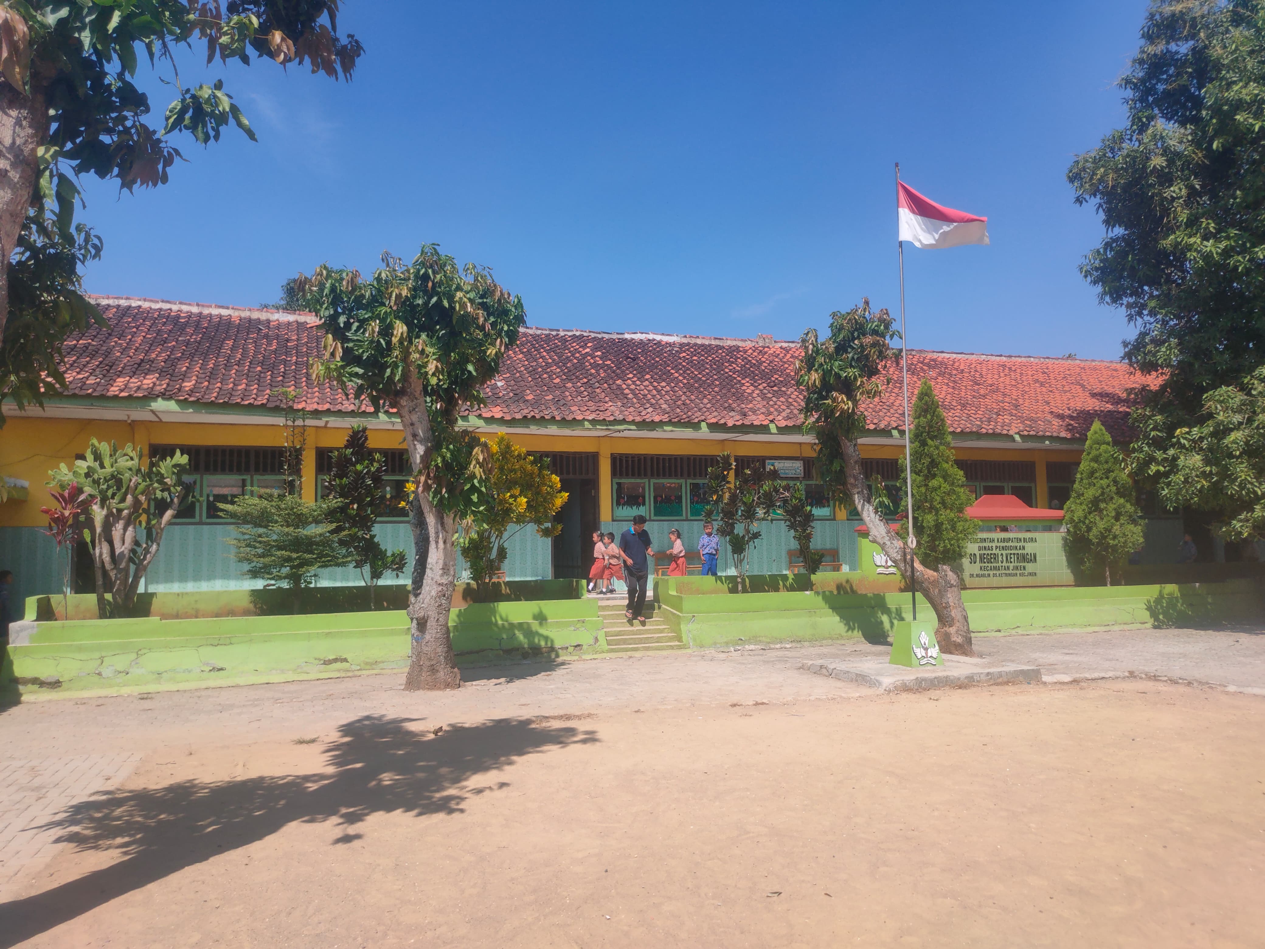 Tampak Depan