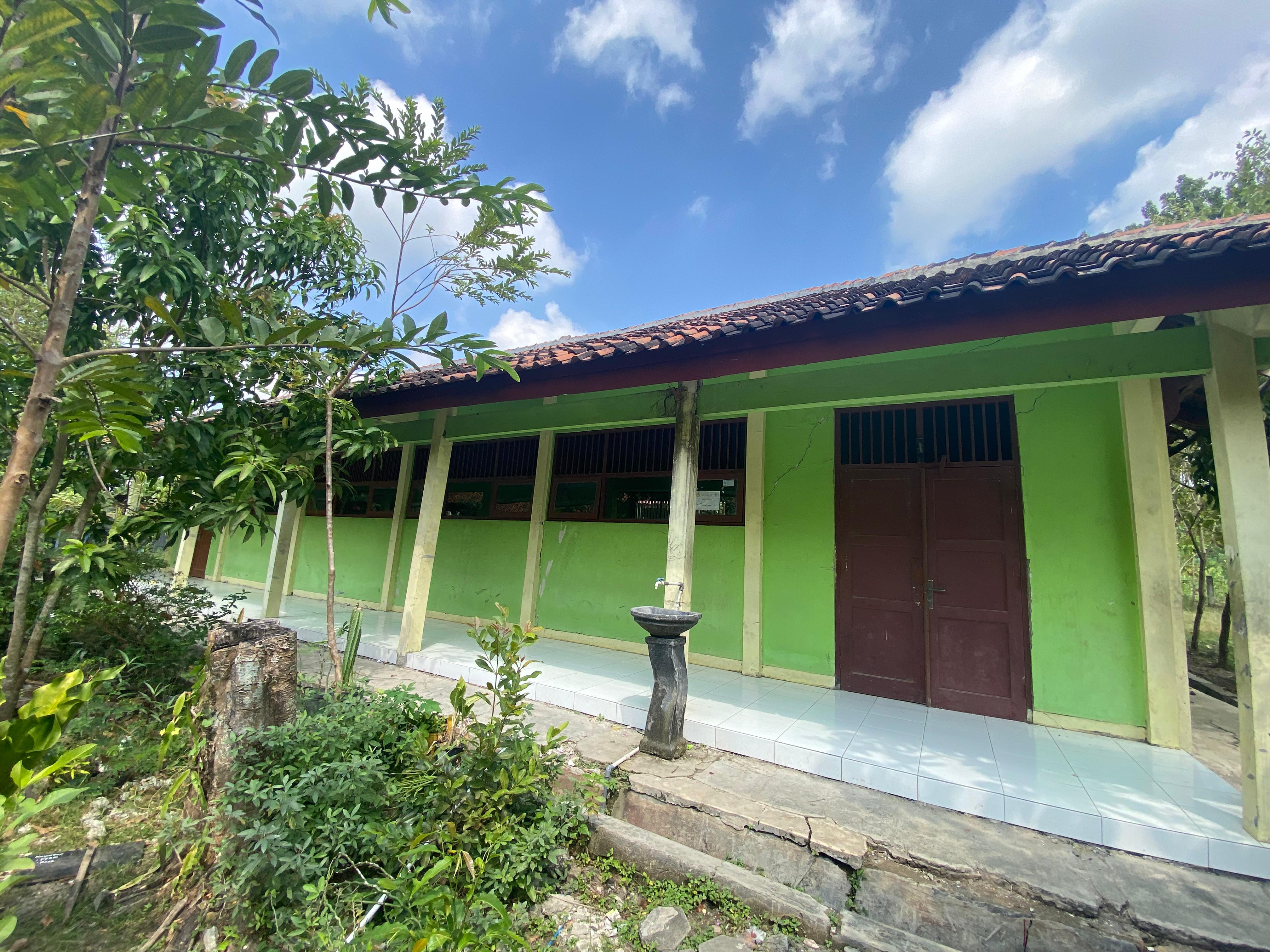 Tampak Depan
