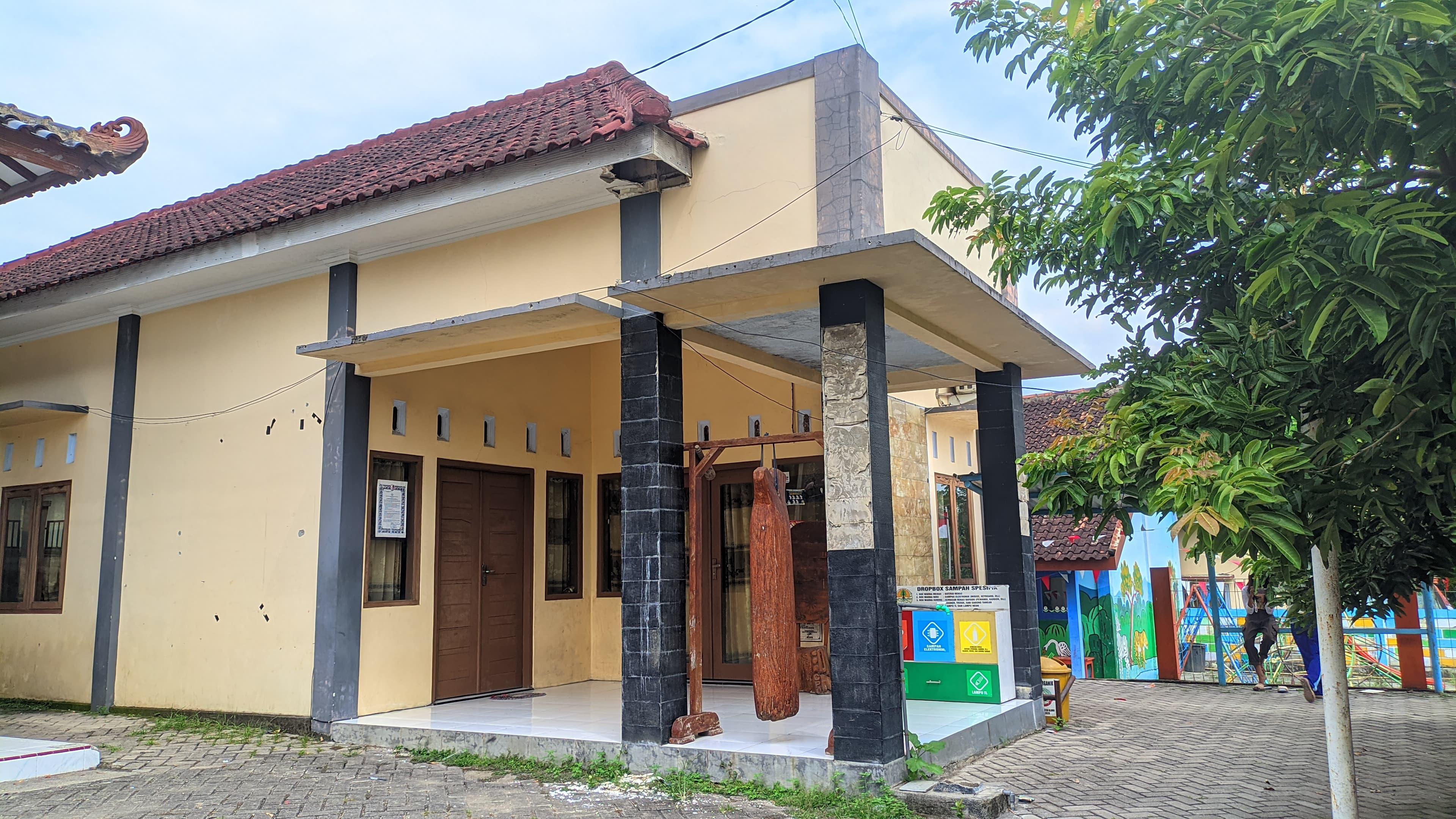 Tampak Depan