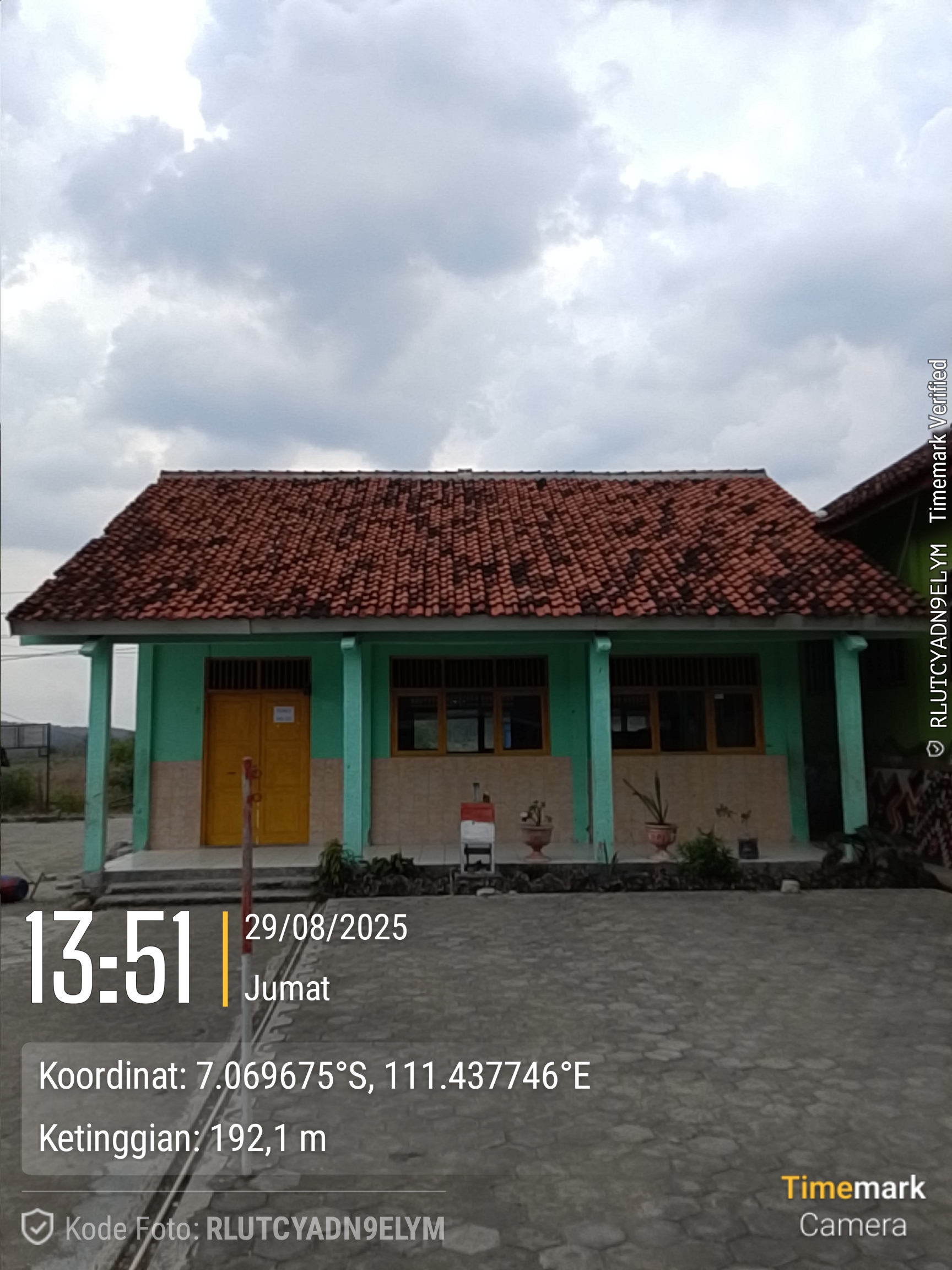 Tampak Depan