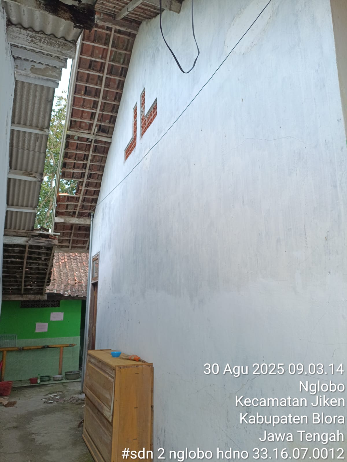 Tampak Samping 1
