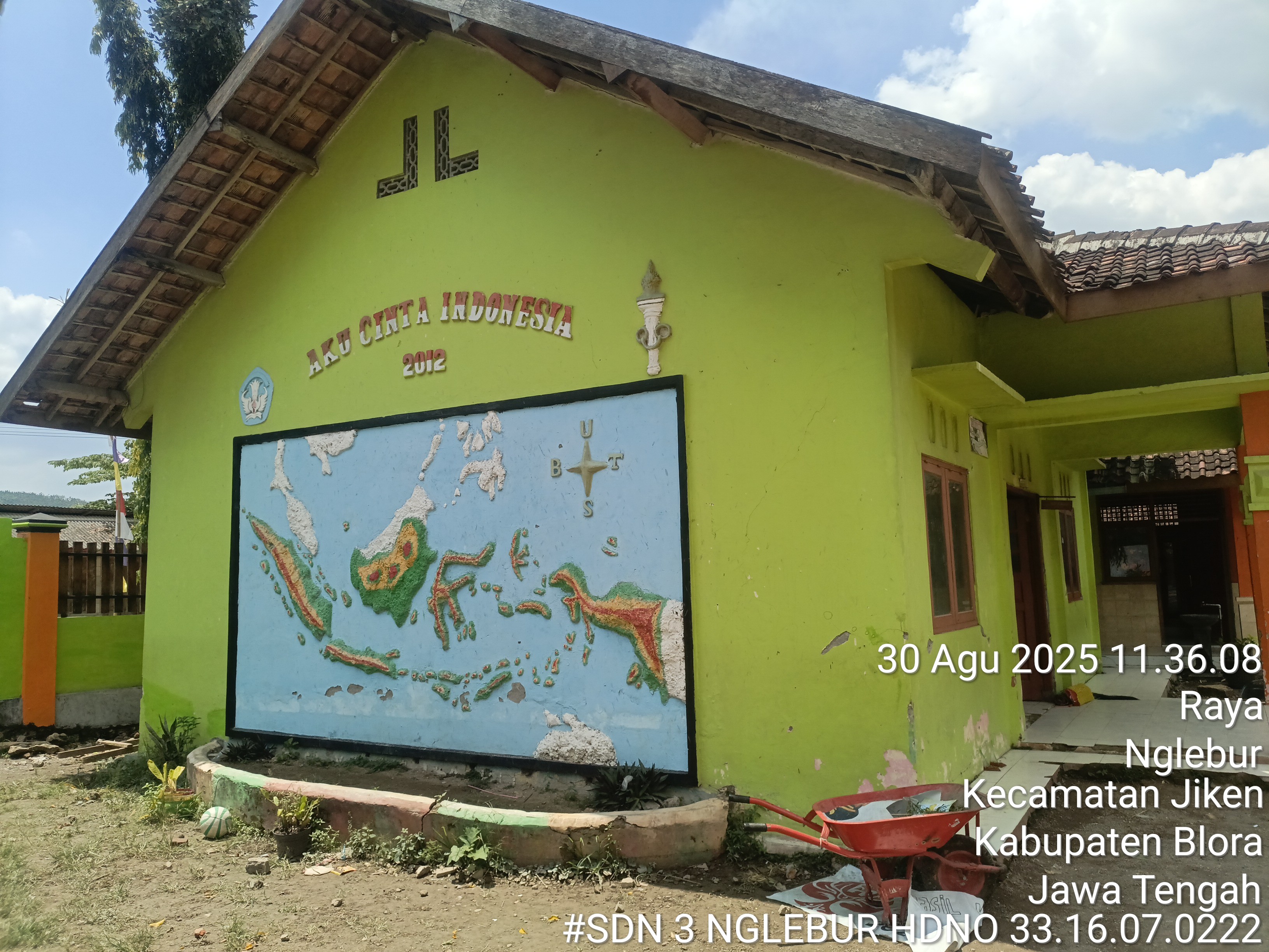 Tampak Samping 1