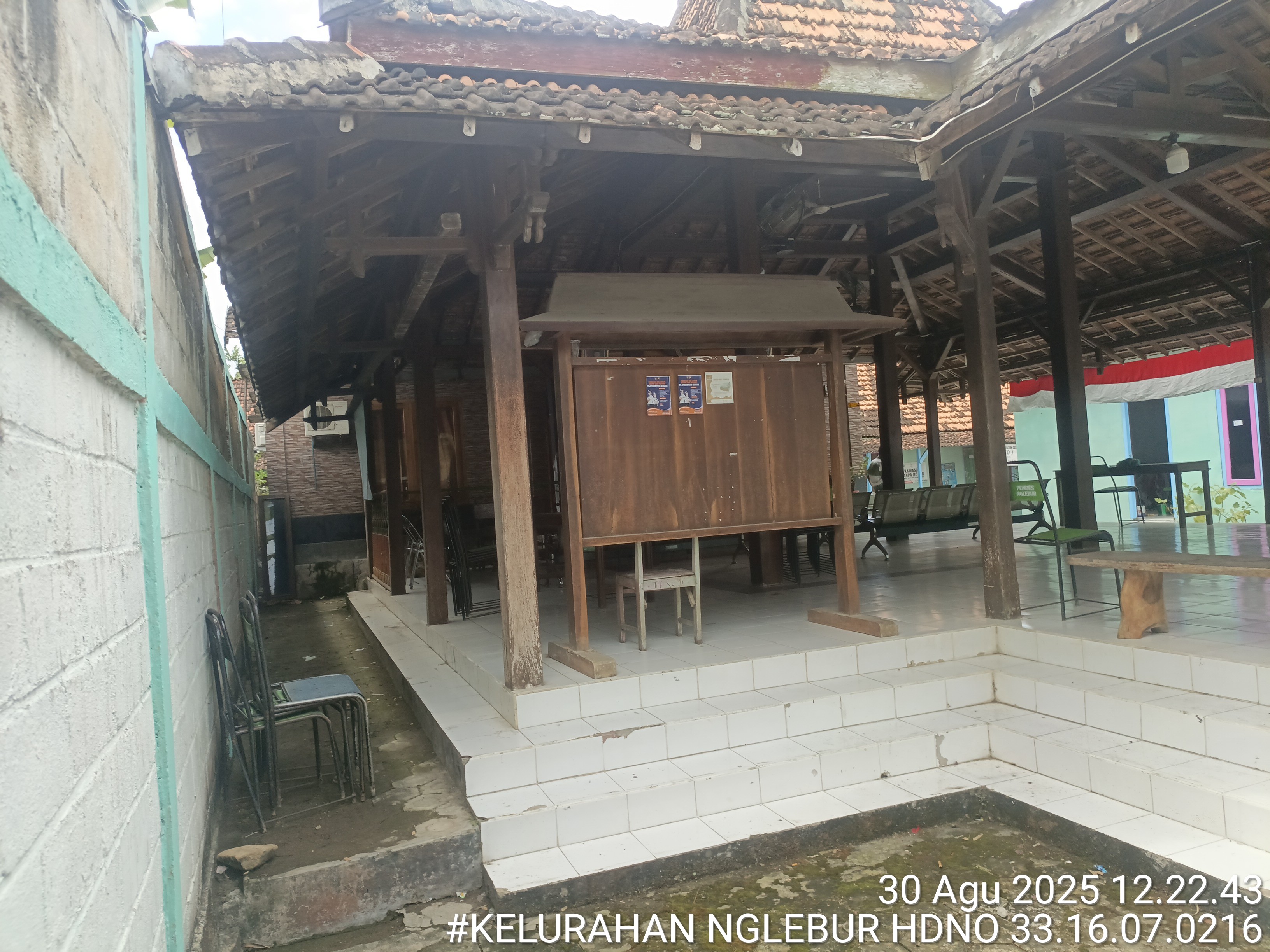 Tampak Samping 1