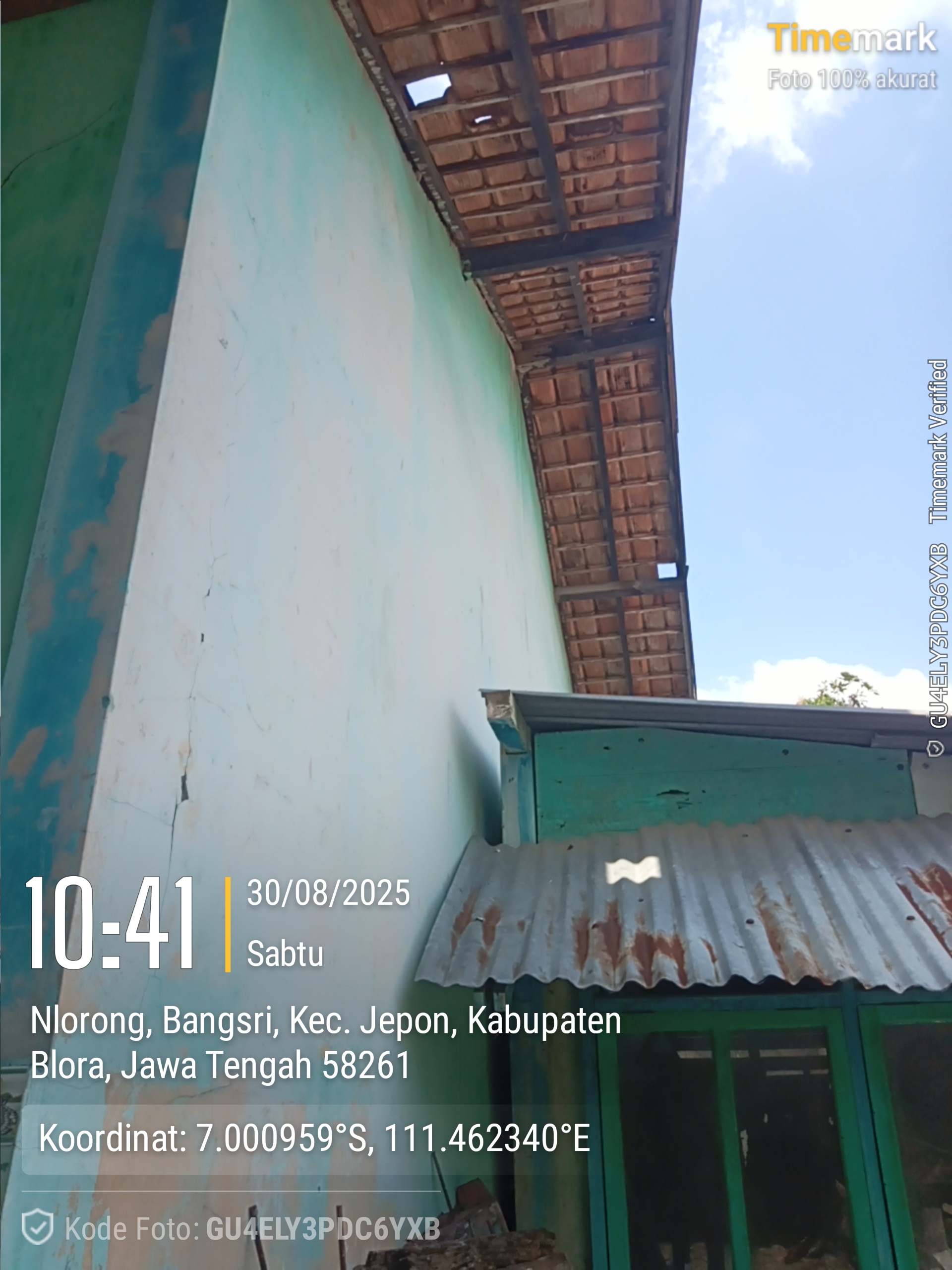 Tampak Samping 1