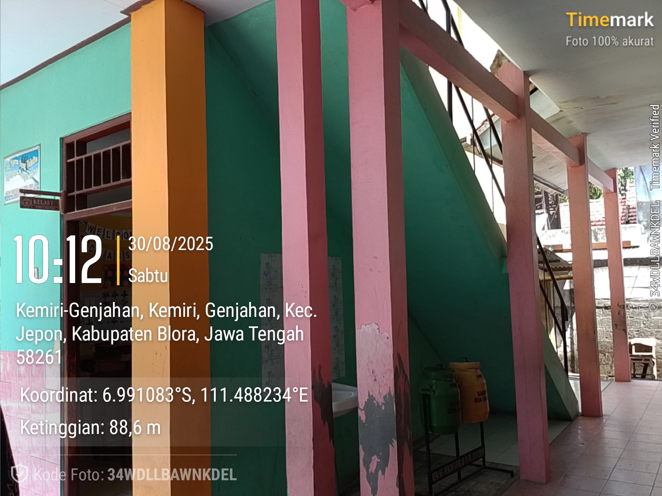 Tampak Samping 1