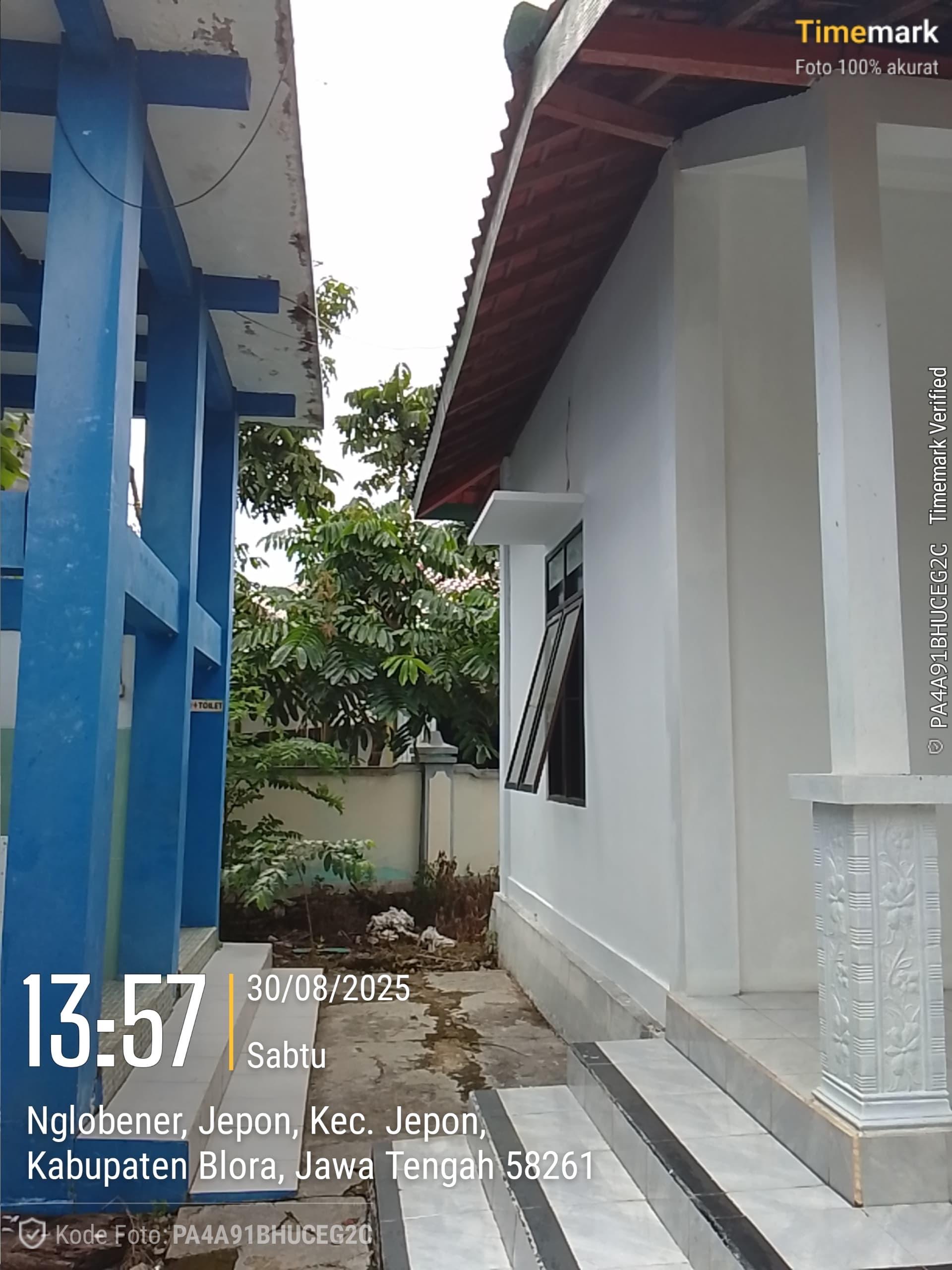 Tampak Samping 1