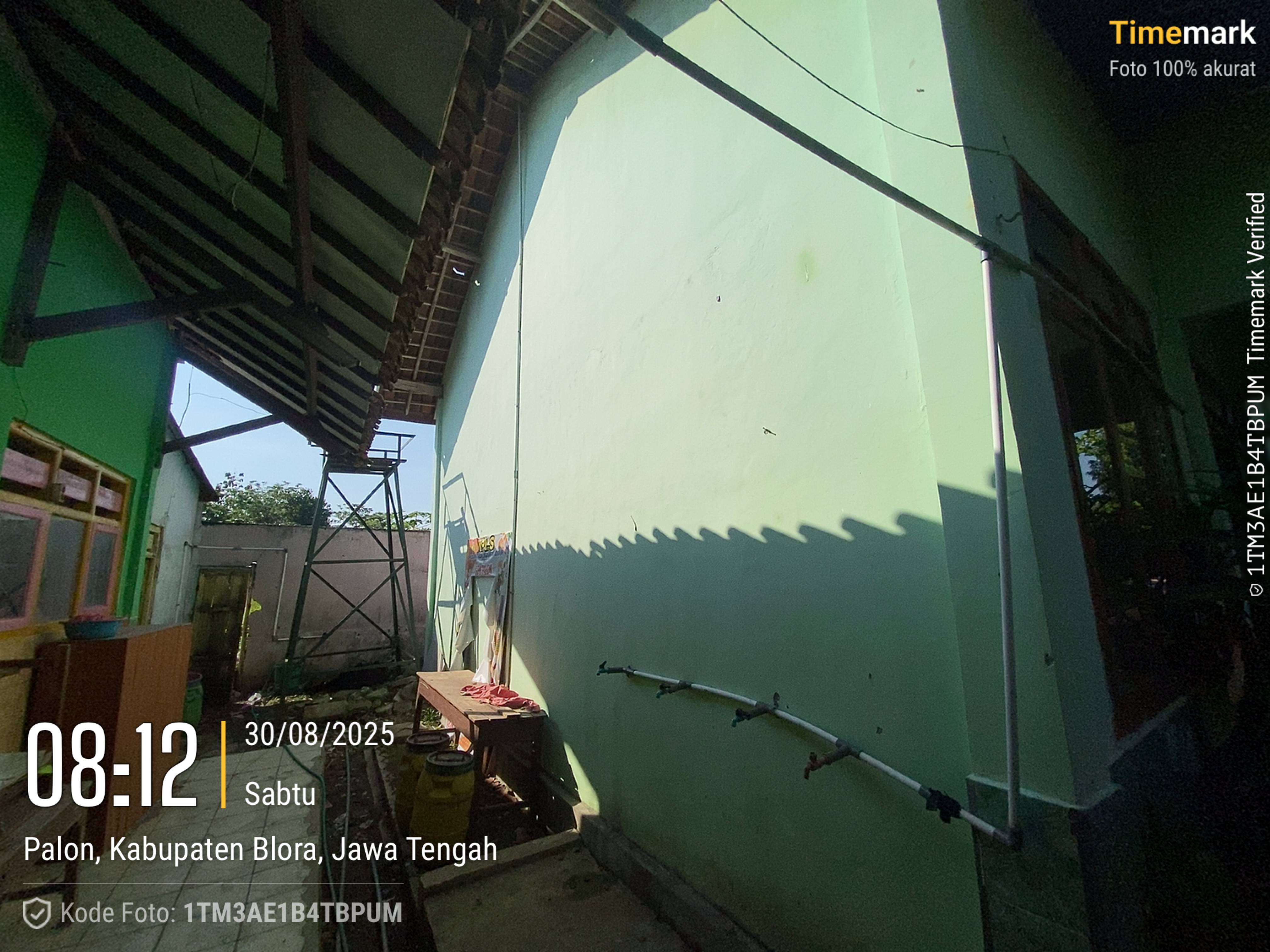 Tampak Samping 1