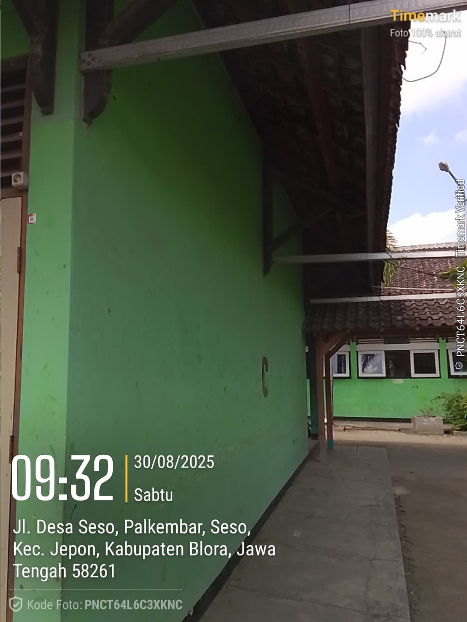Tampak Samping 1