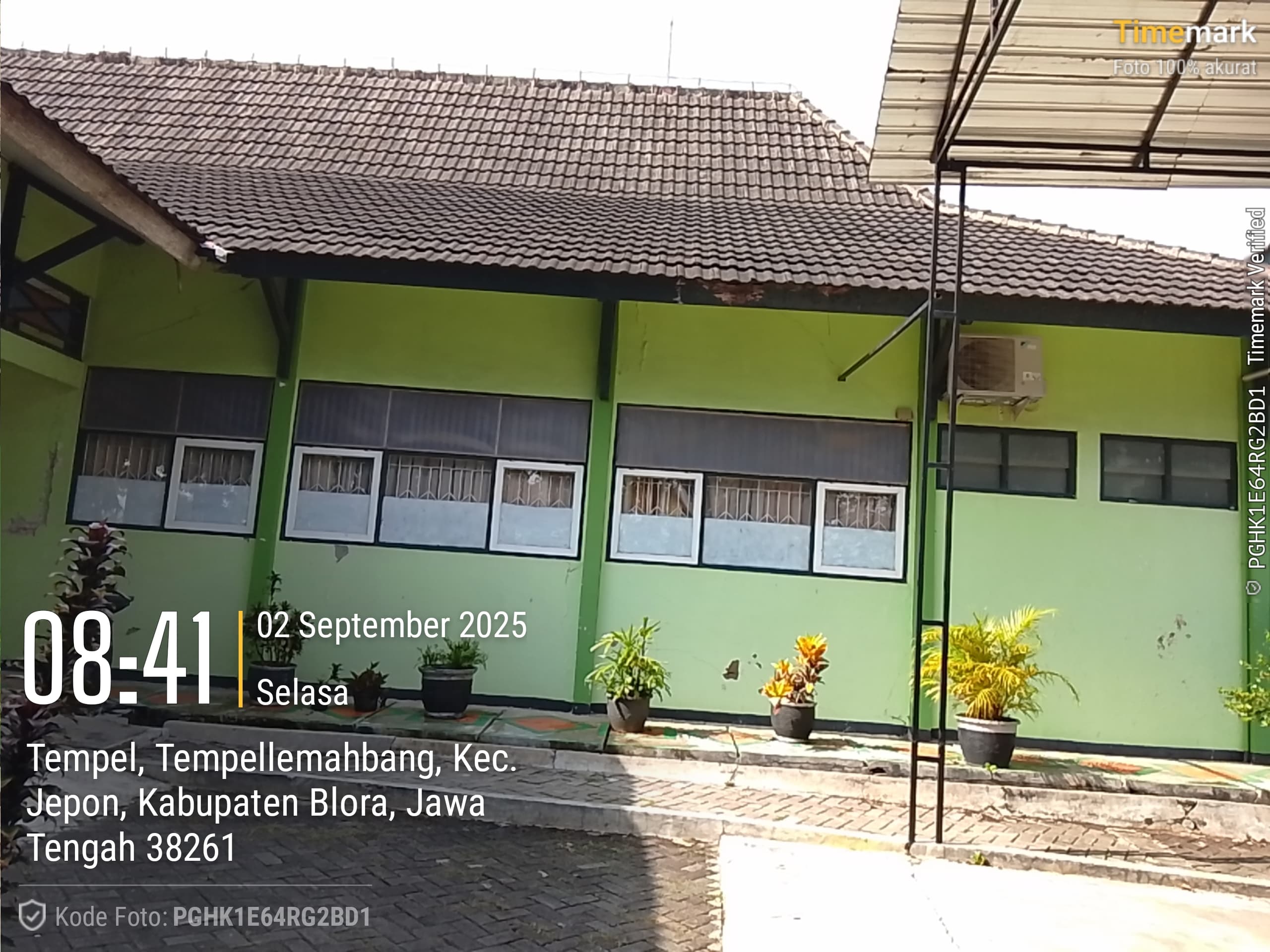 Tampak Samping 1