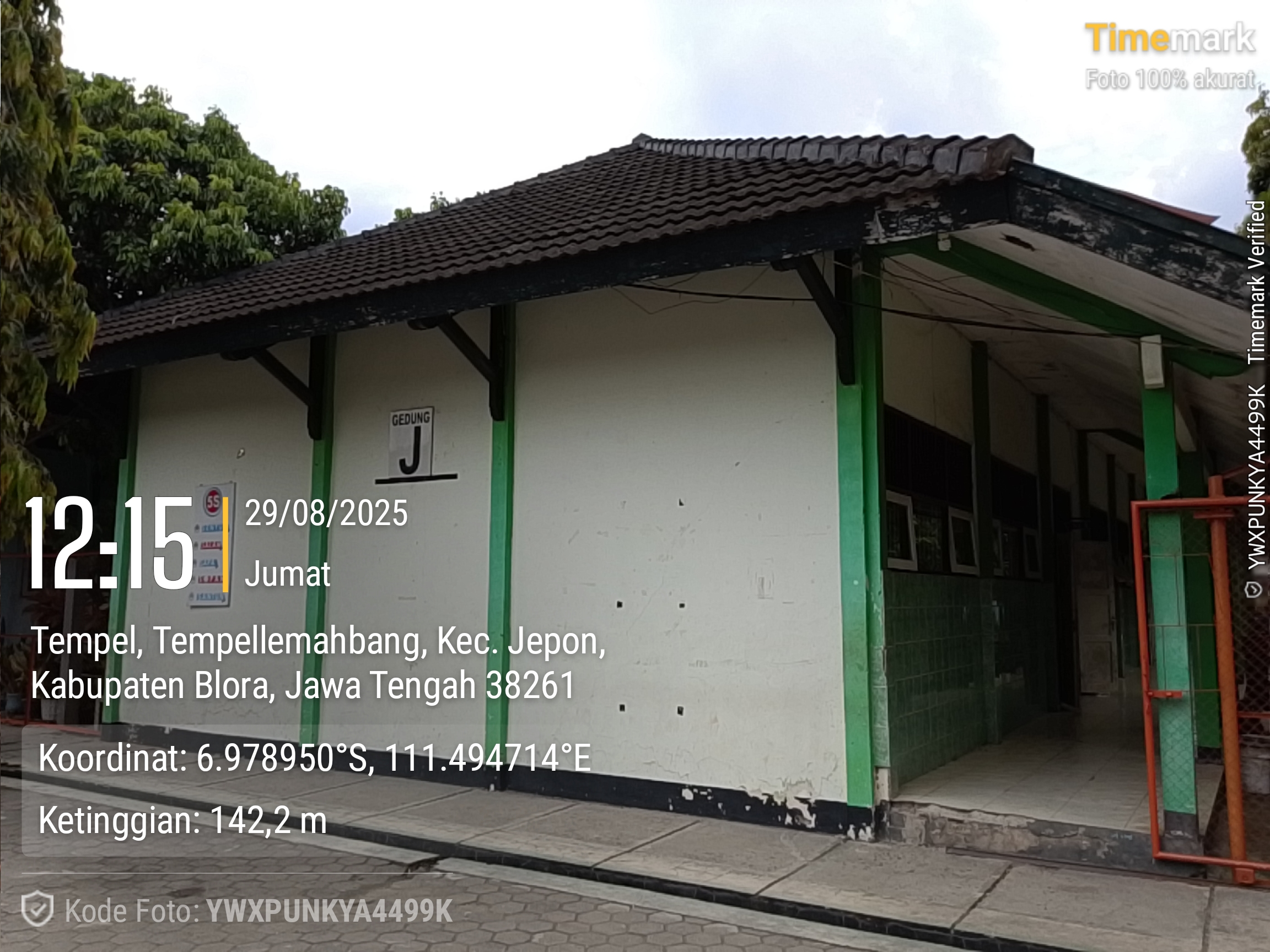 Tampak Samping 1
