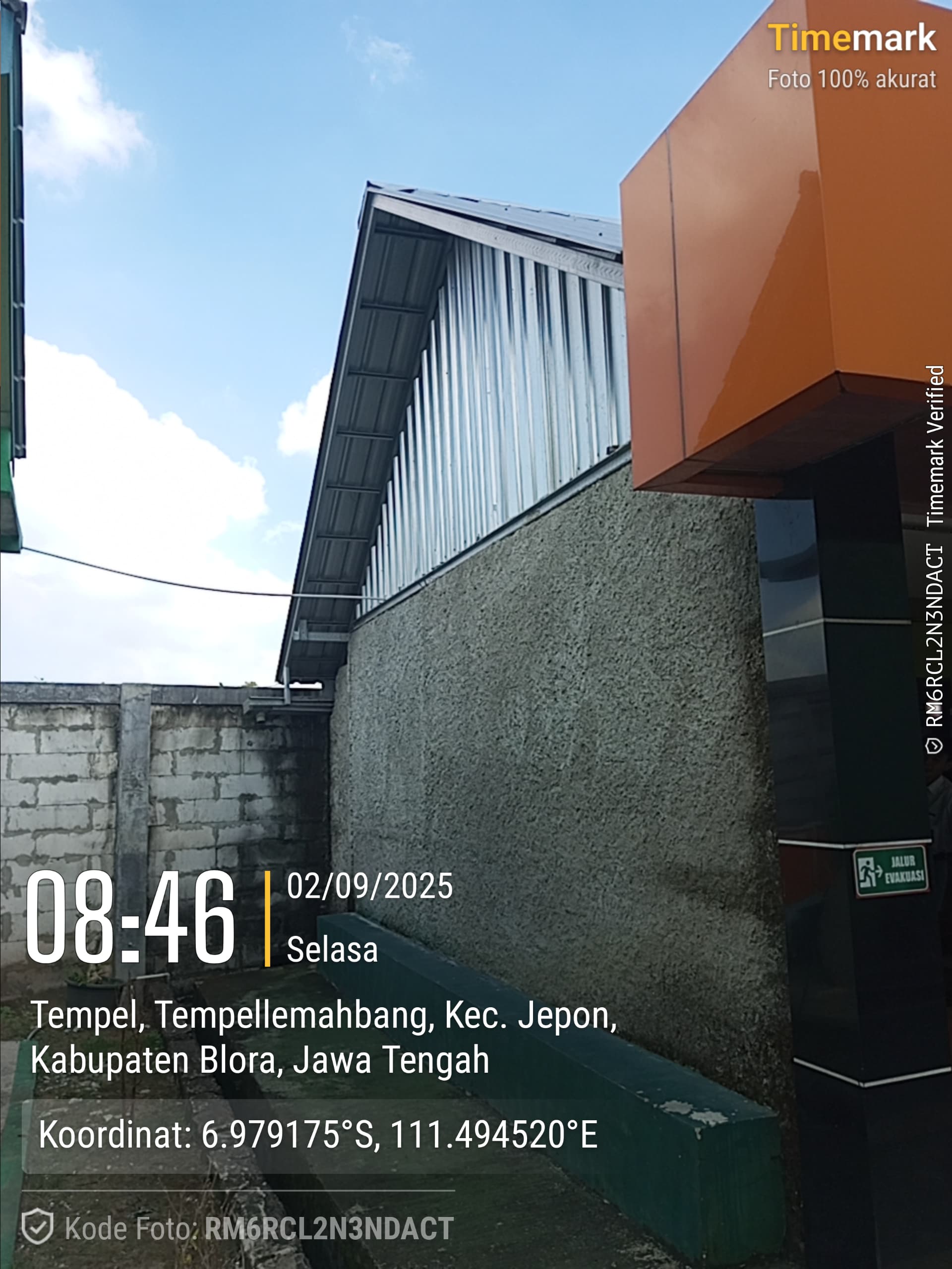 Tampak Samping 1