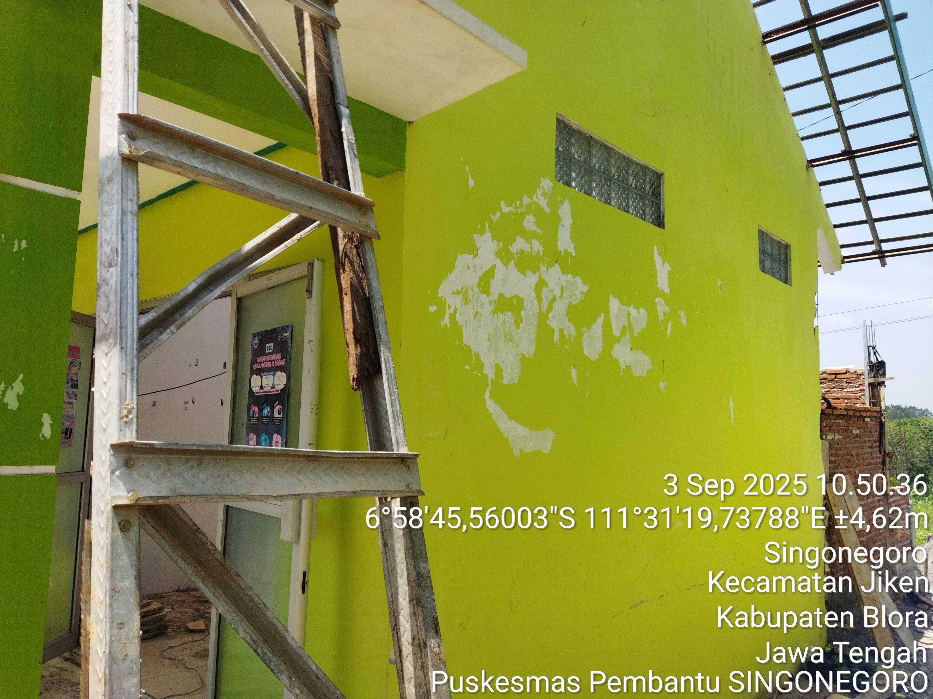 Tampak Samping 1