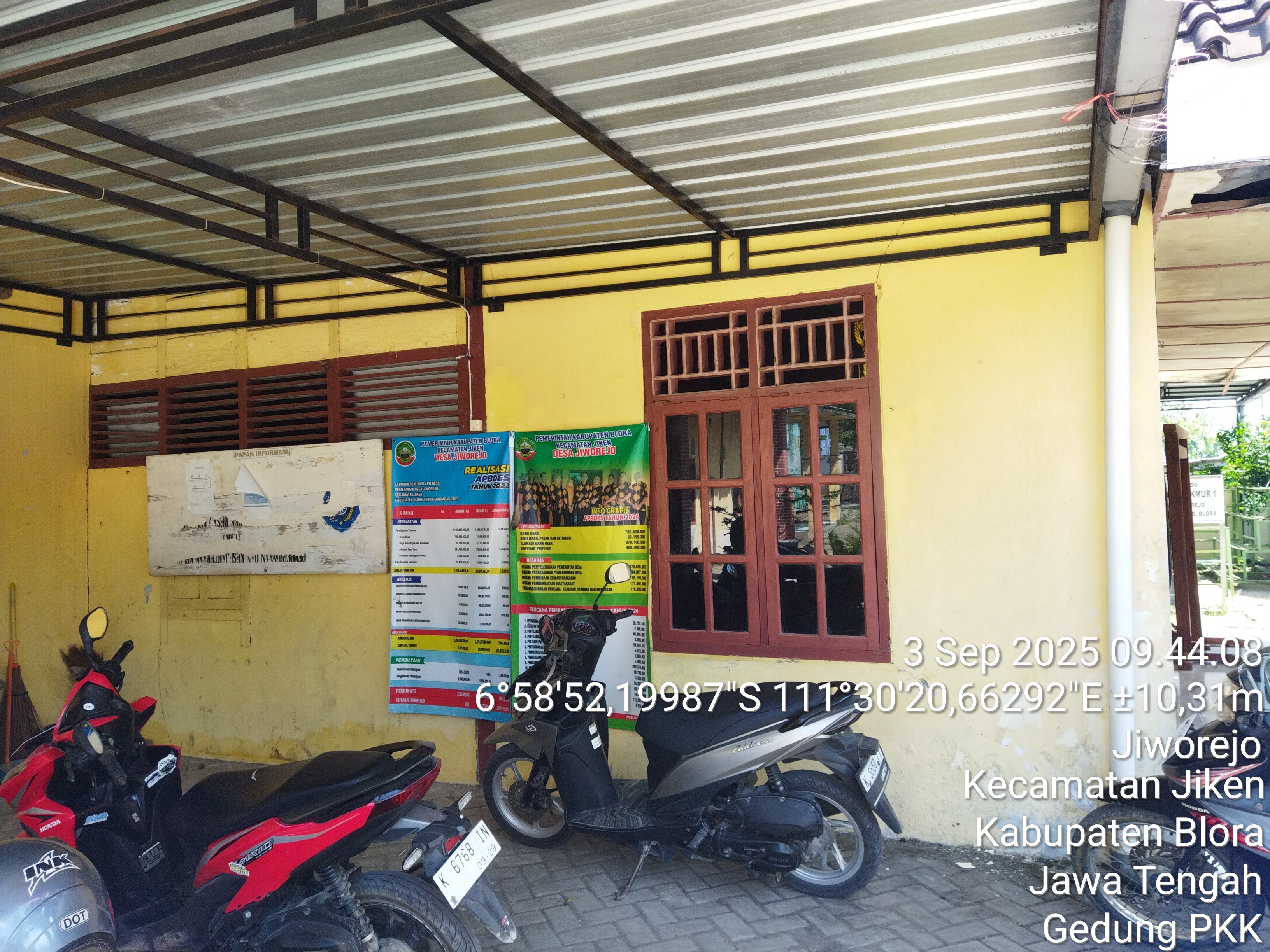 Tampak Samping 1