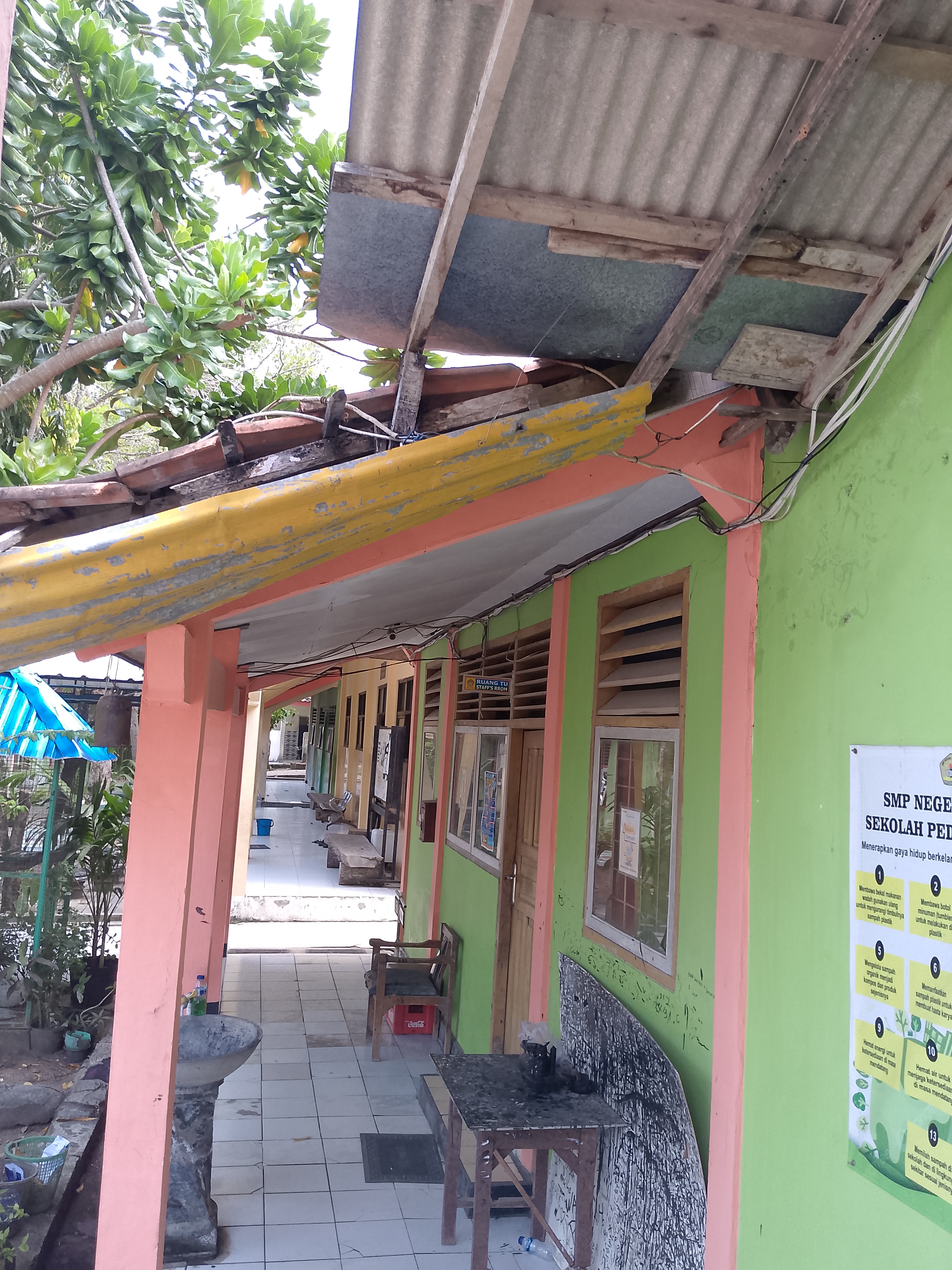 Tampak Samping 1
