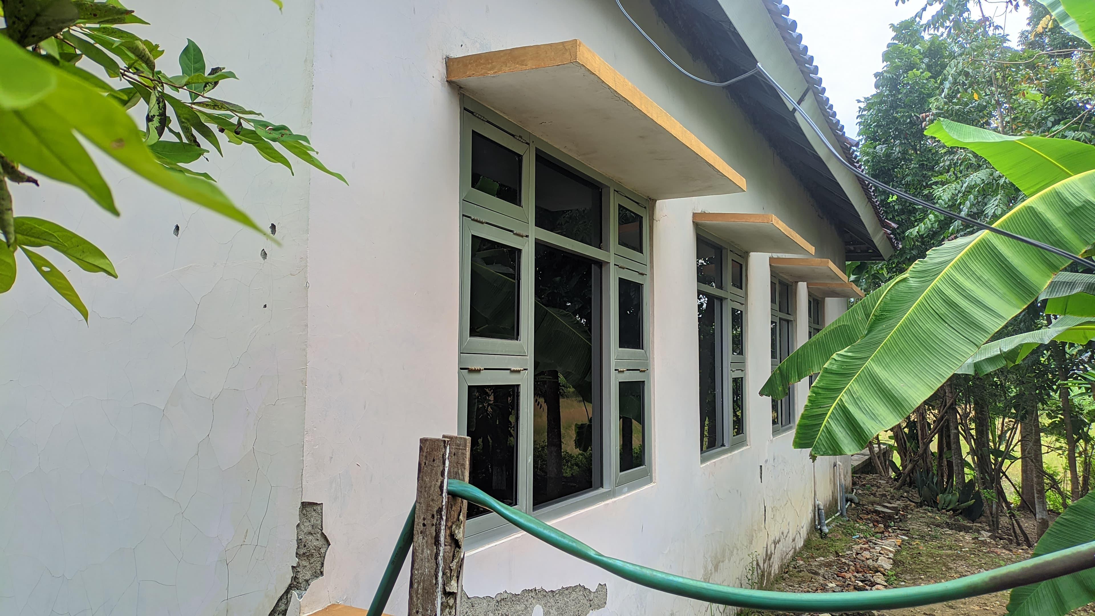Tampak Samping 1