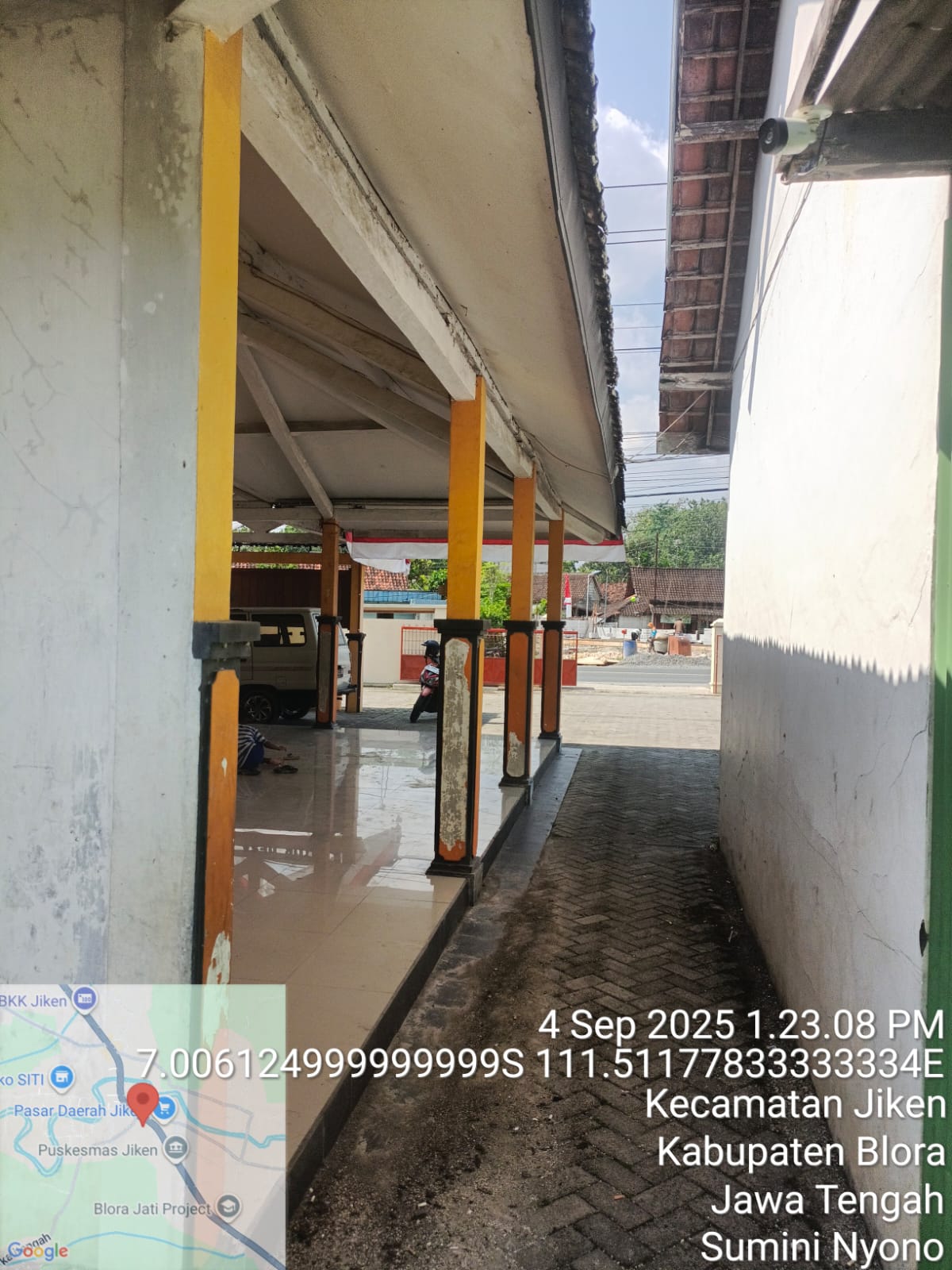 Tampak Samping 1