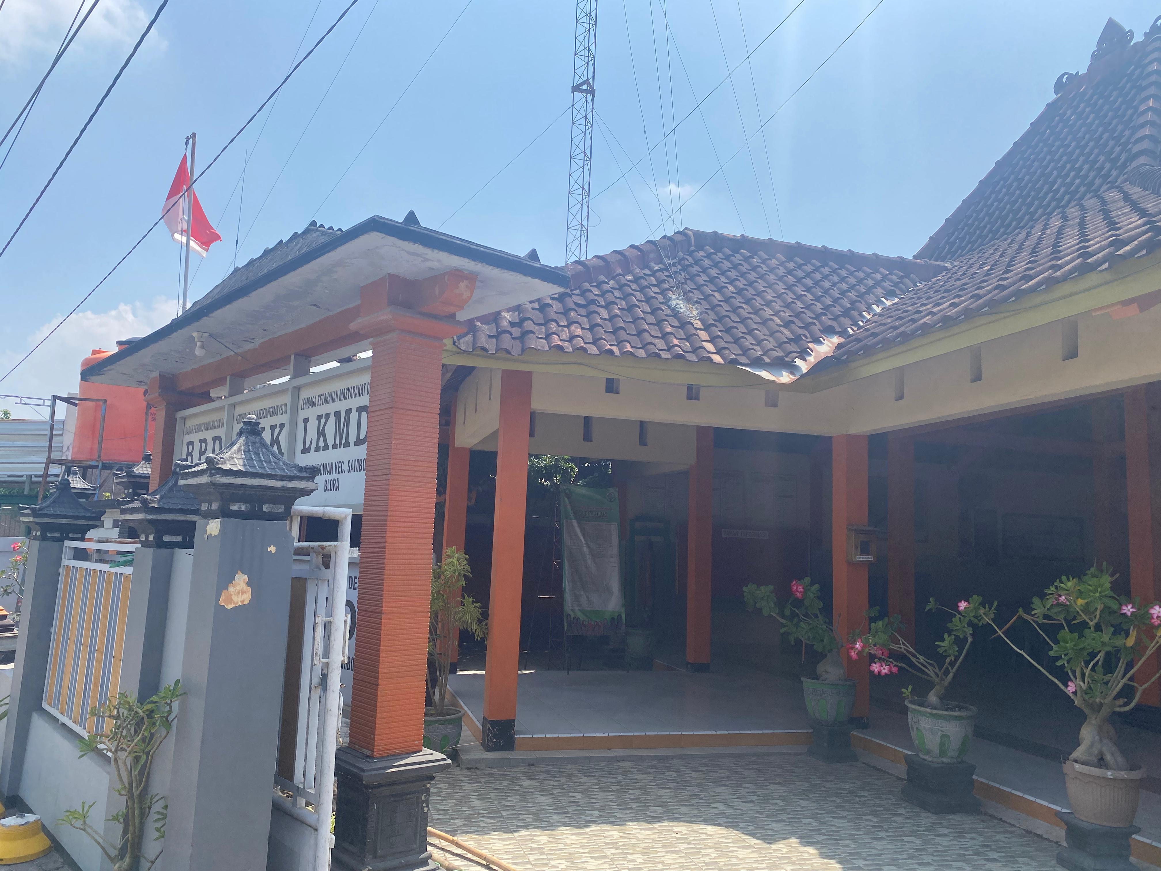 Tampak Samping 1