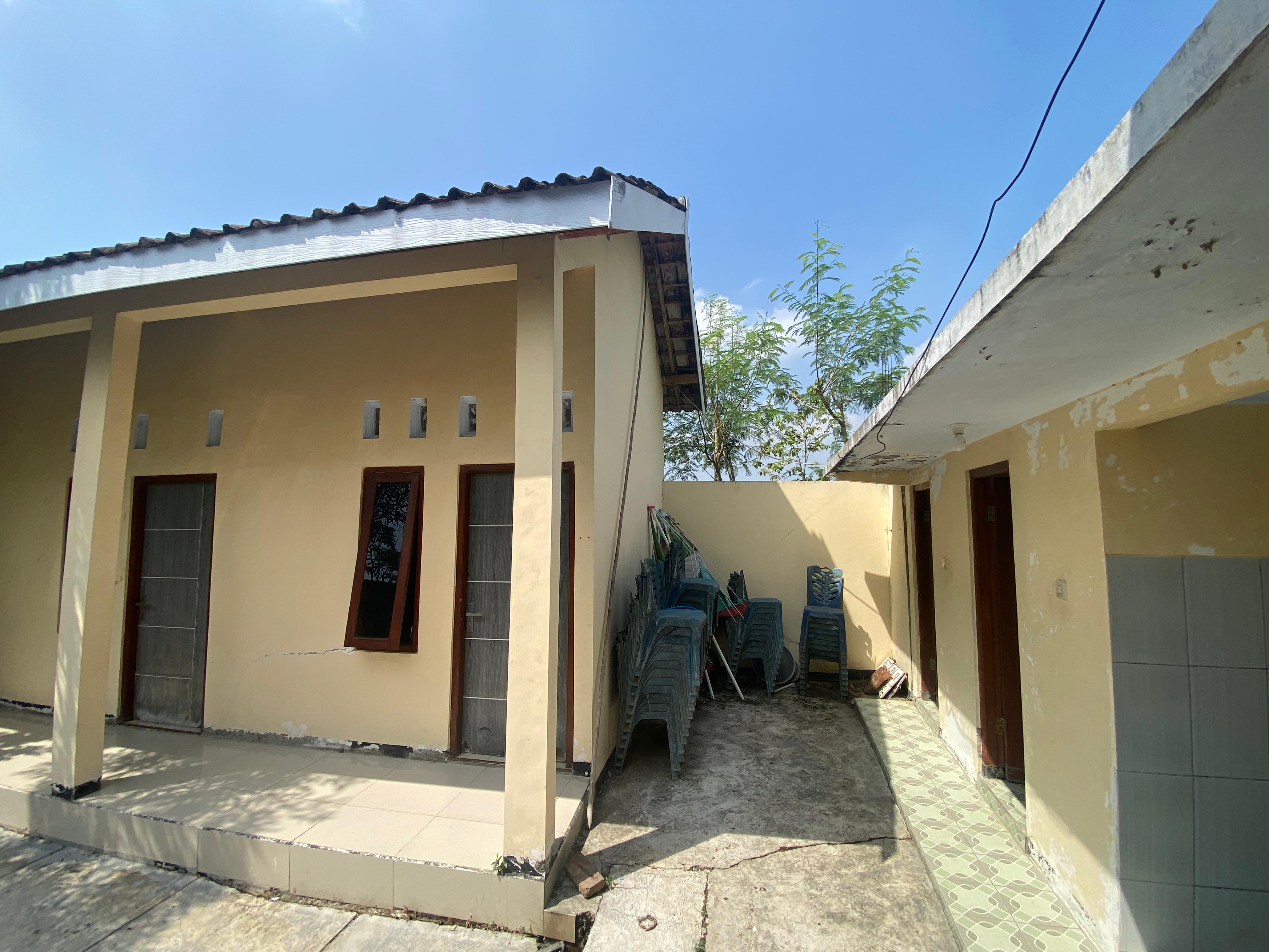 Tampak Samping 1