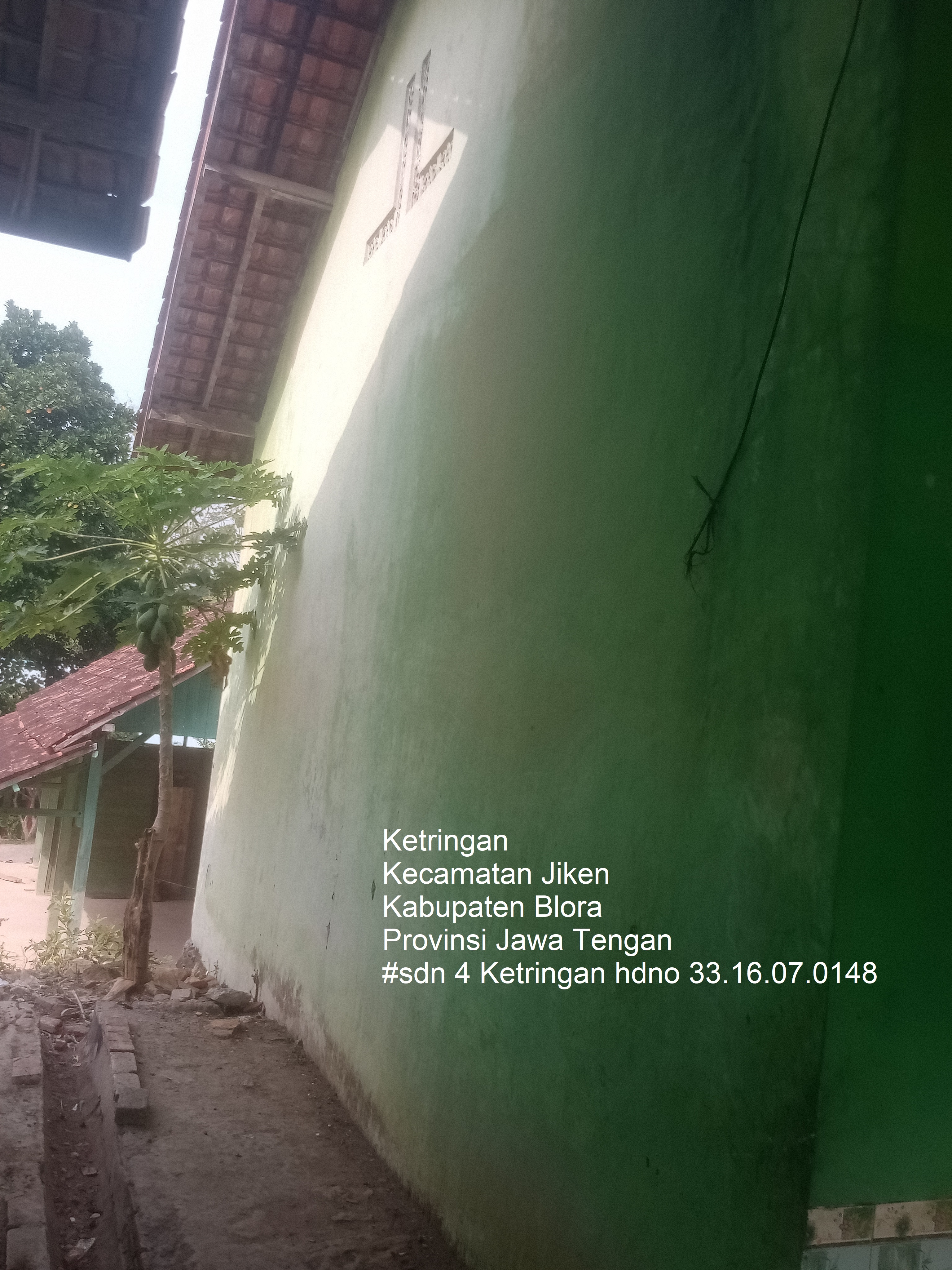 Tampak Samping 1