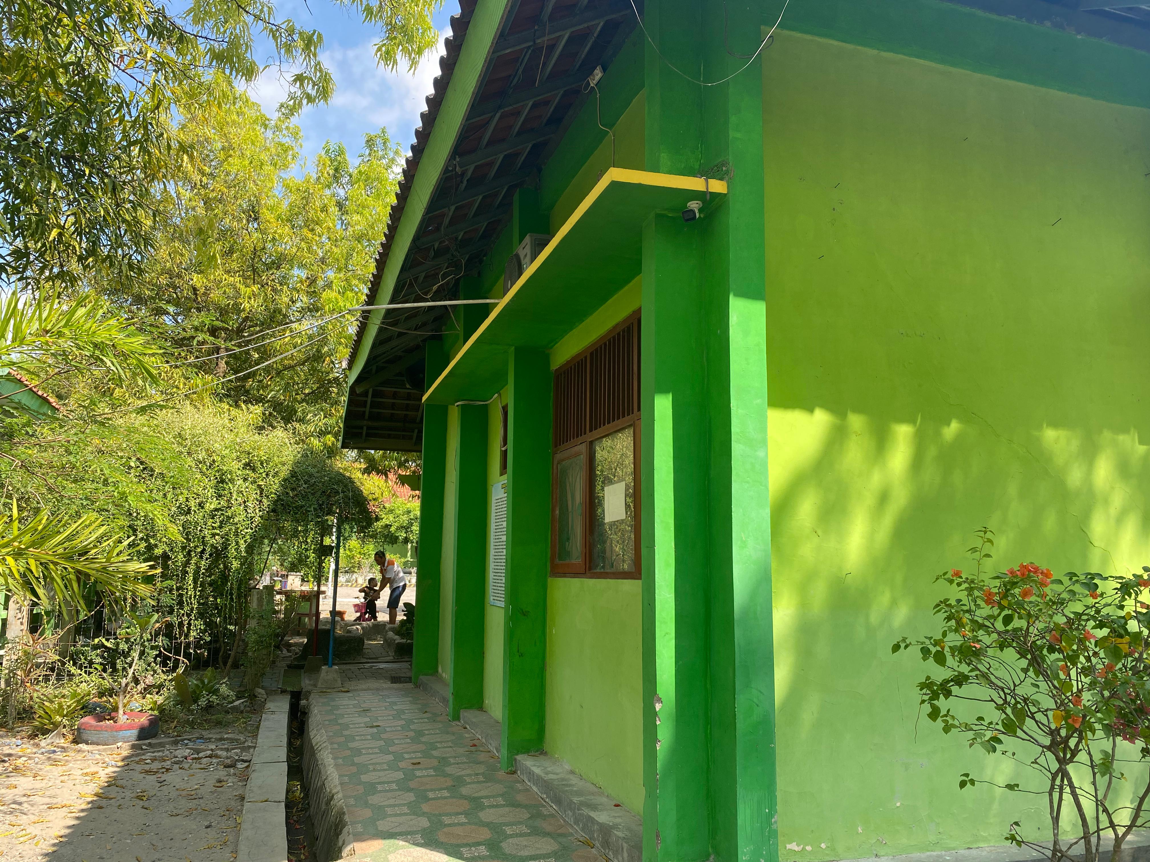 Tampak Samping 1