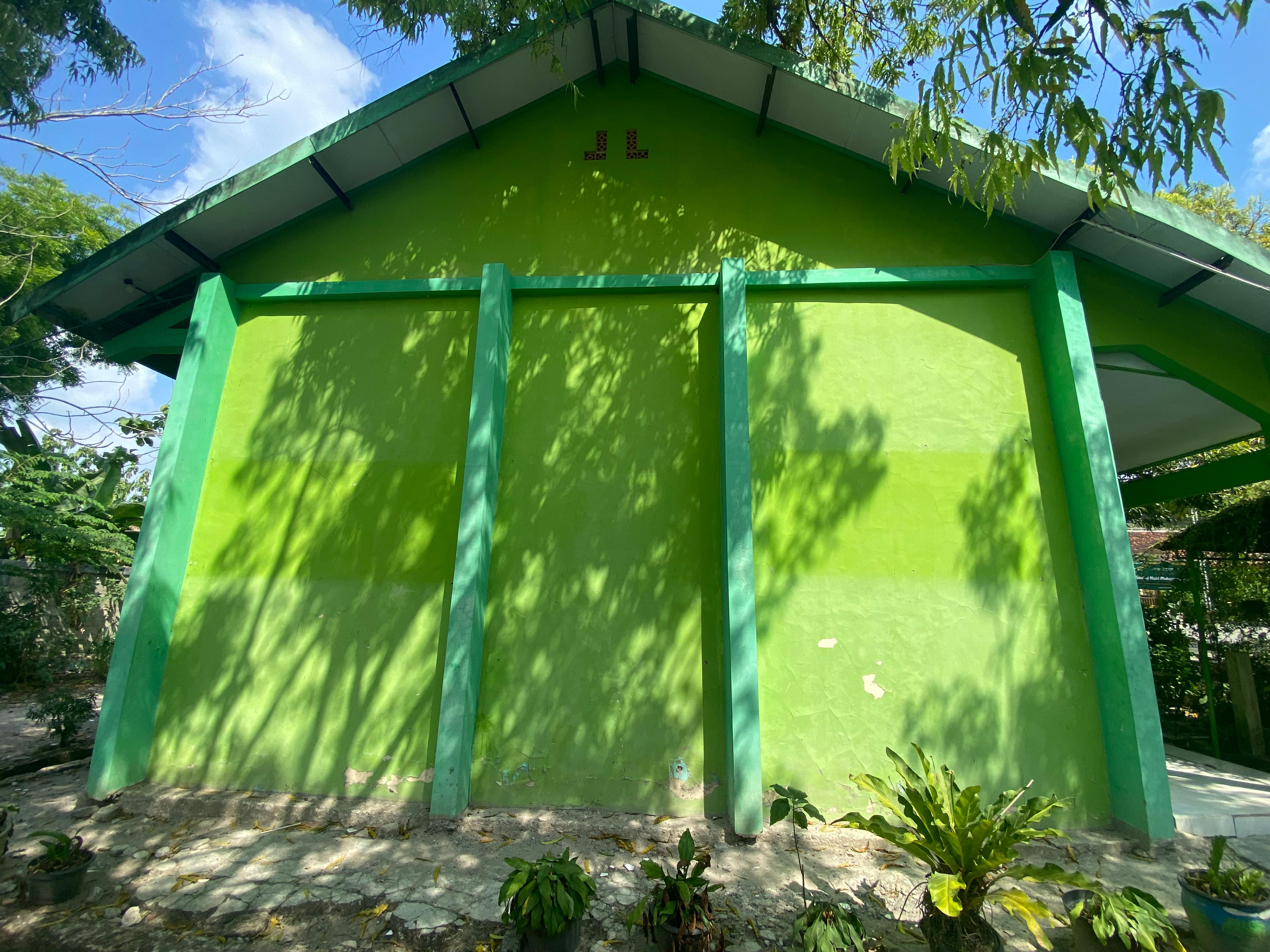 Tampak Samping 1