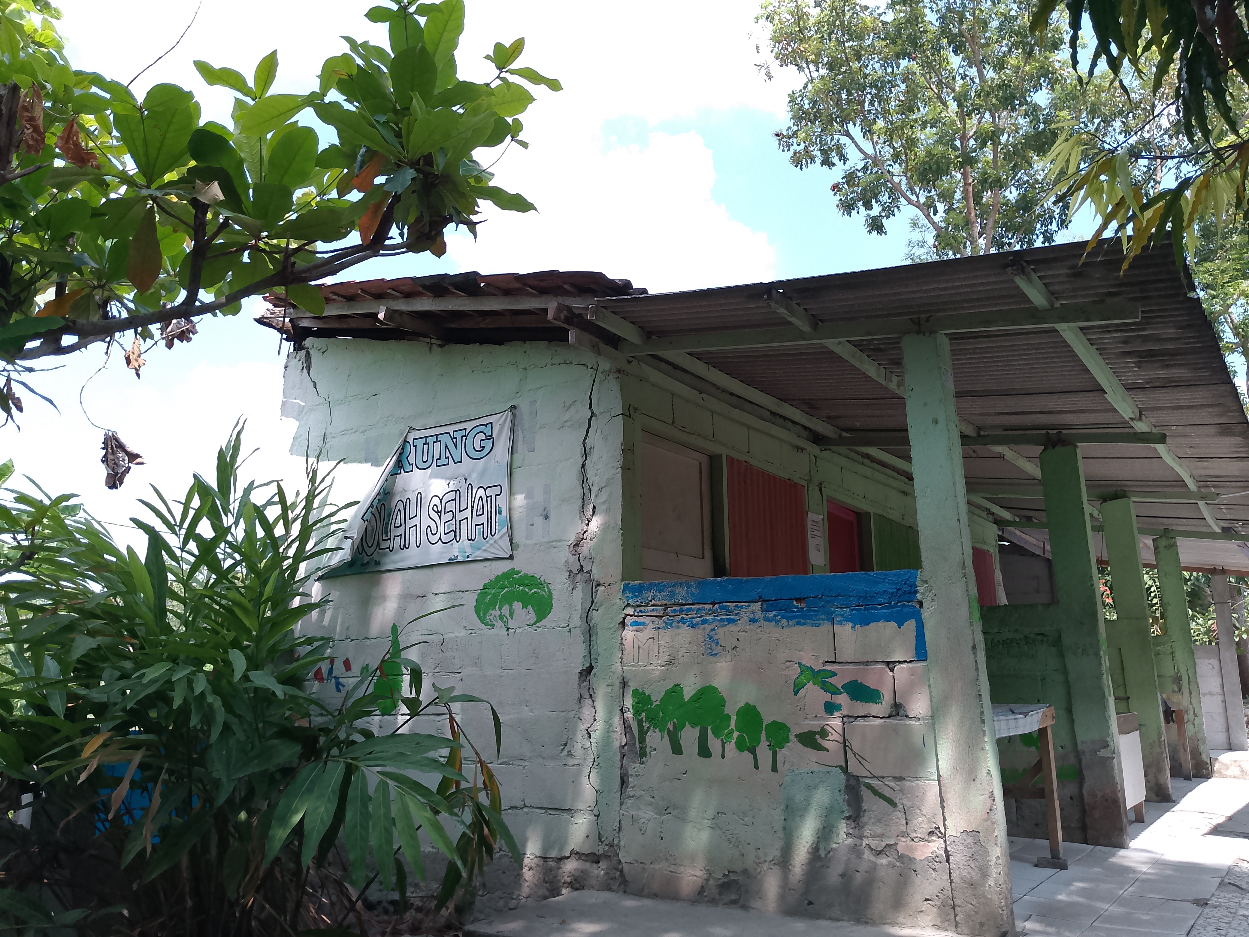 Tampak Samping 1