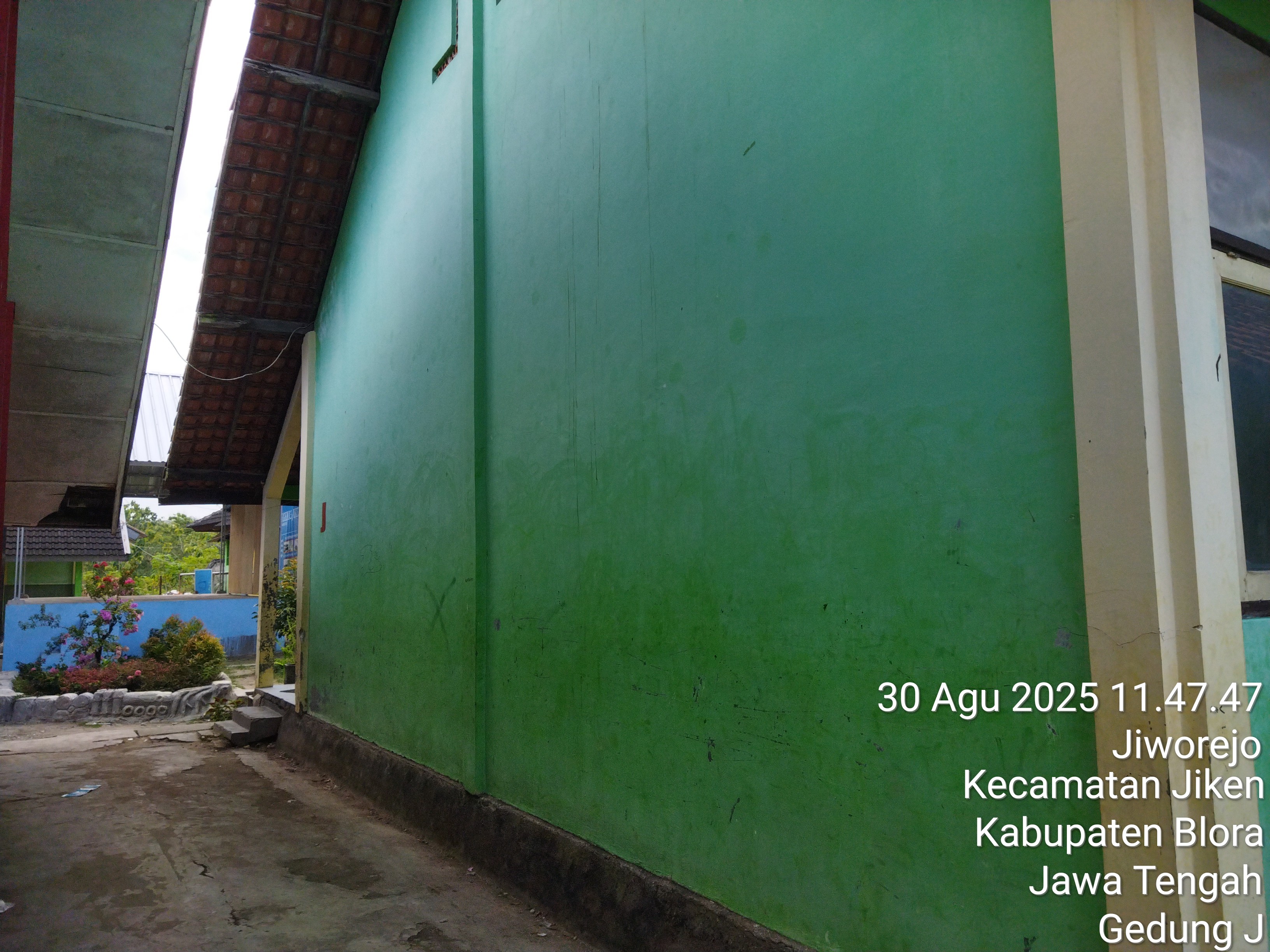 Tampak Samping 2