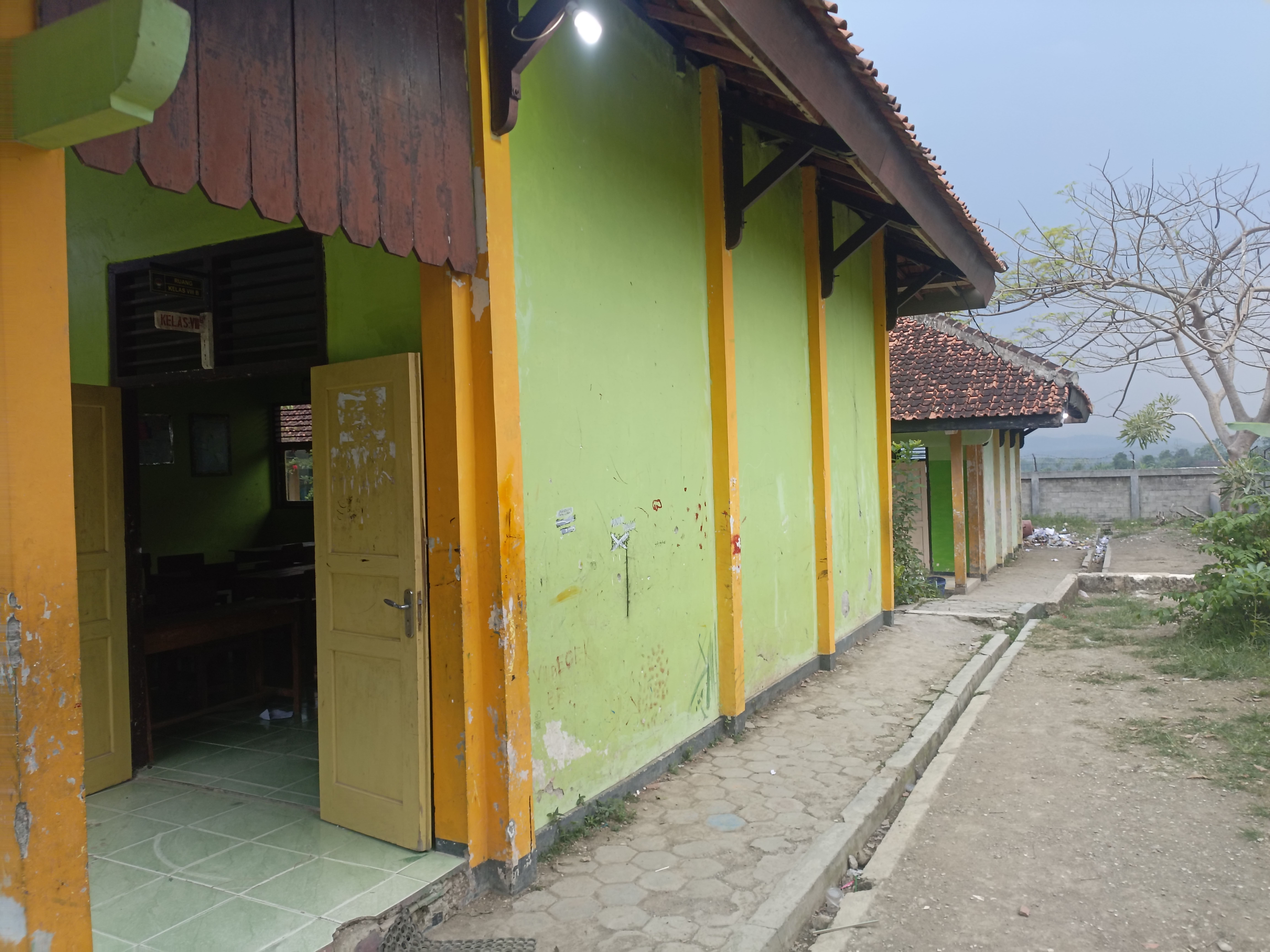 Tampak Samping 2