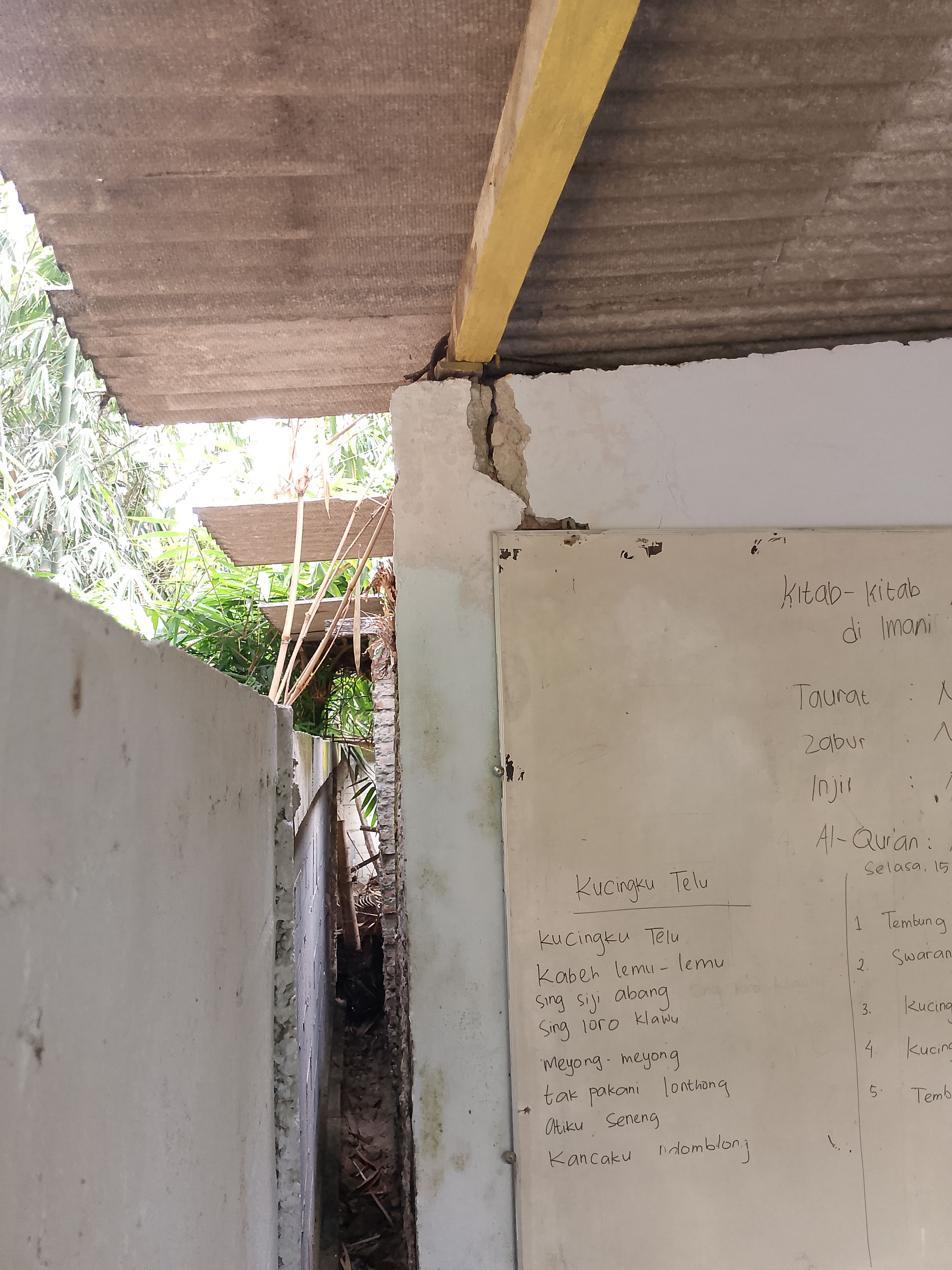 Tampak Samping 2