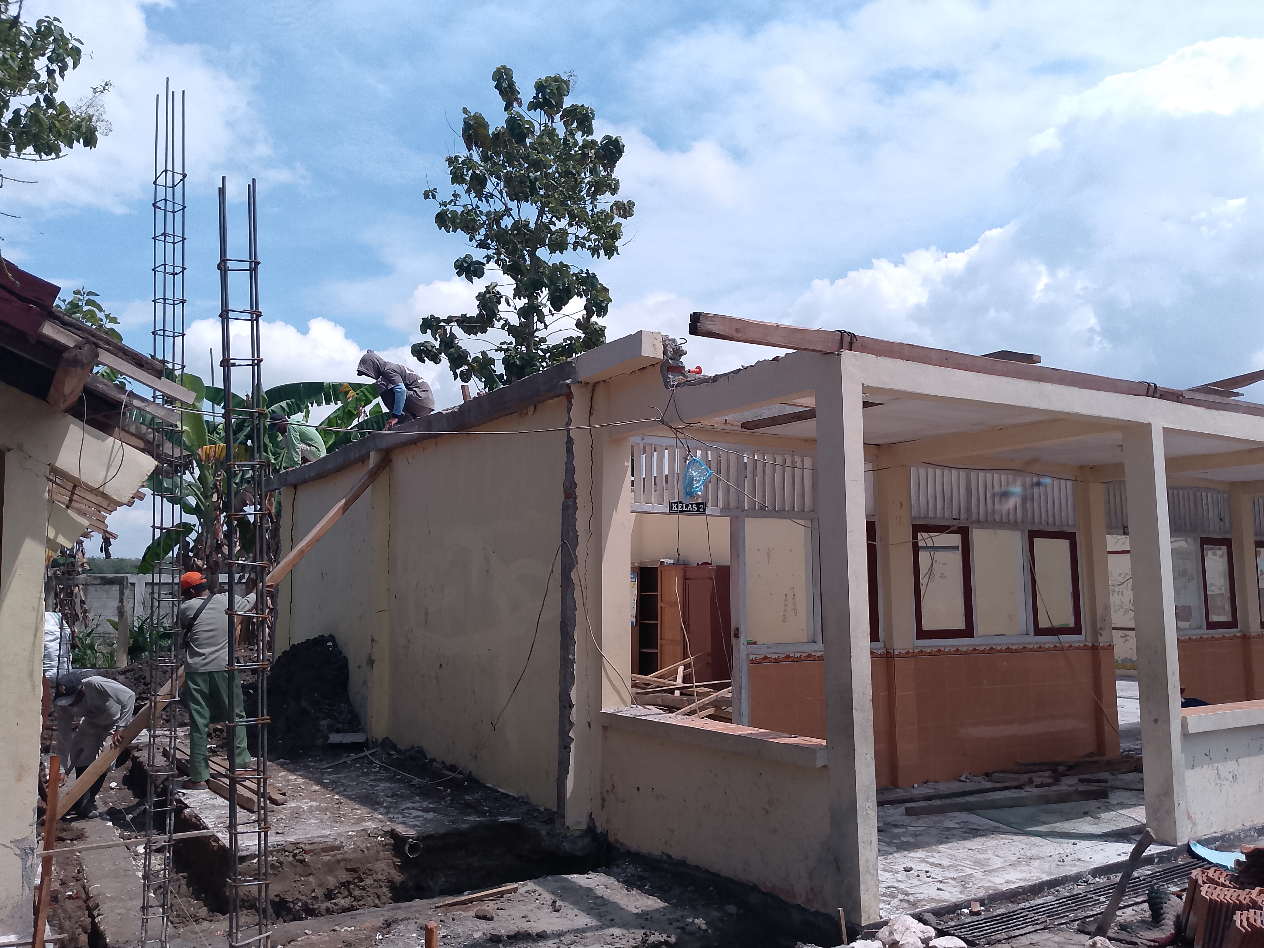 Tampak Samping 2