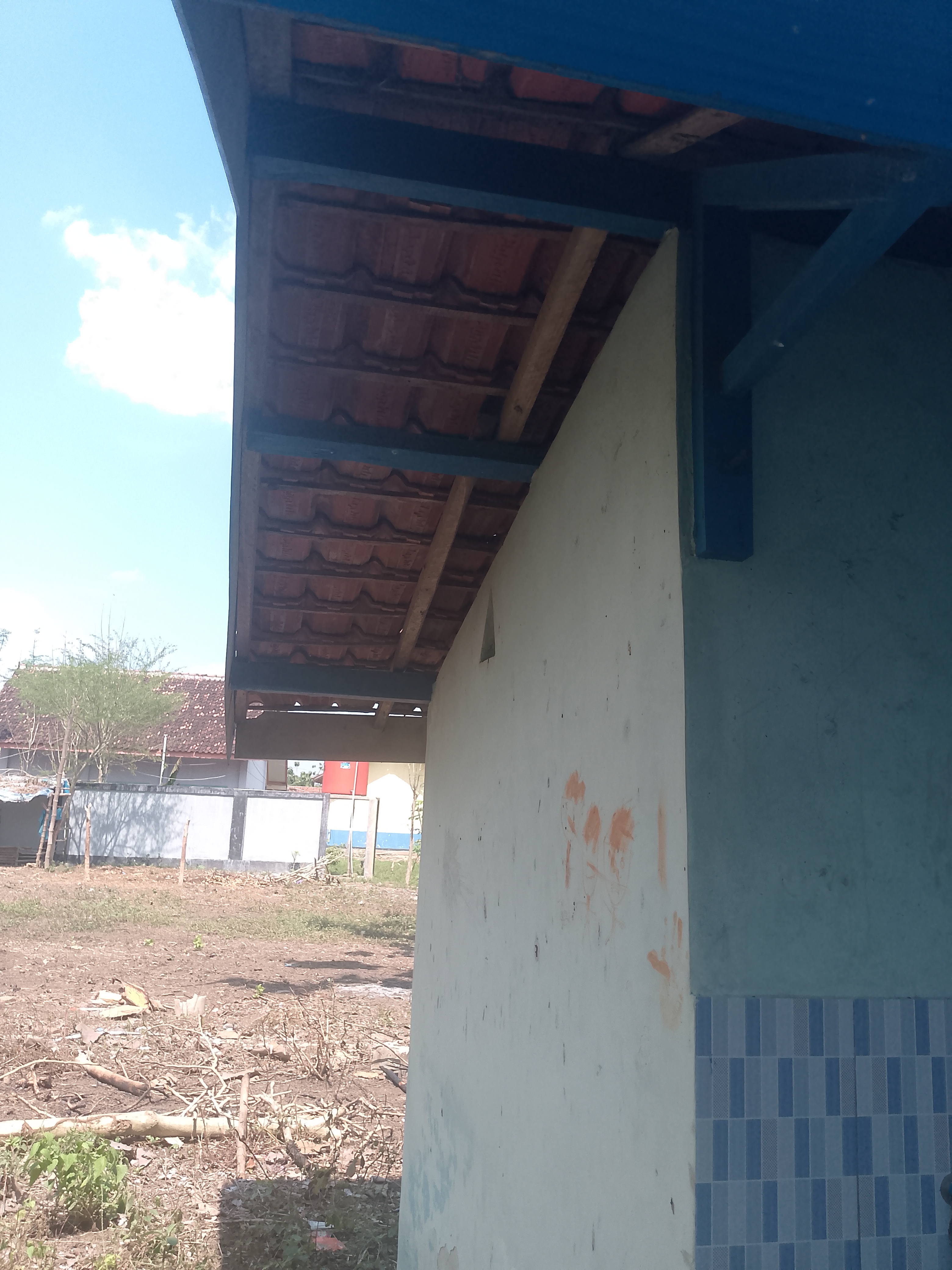 Tampak Samping 2