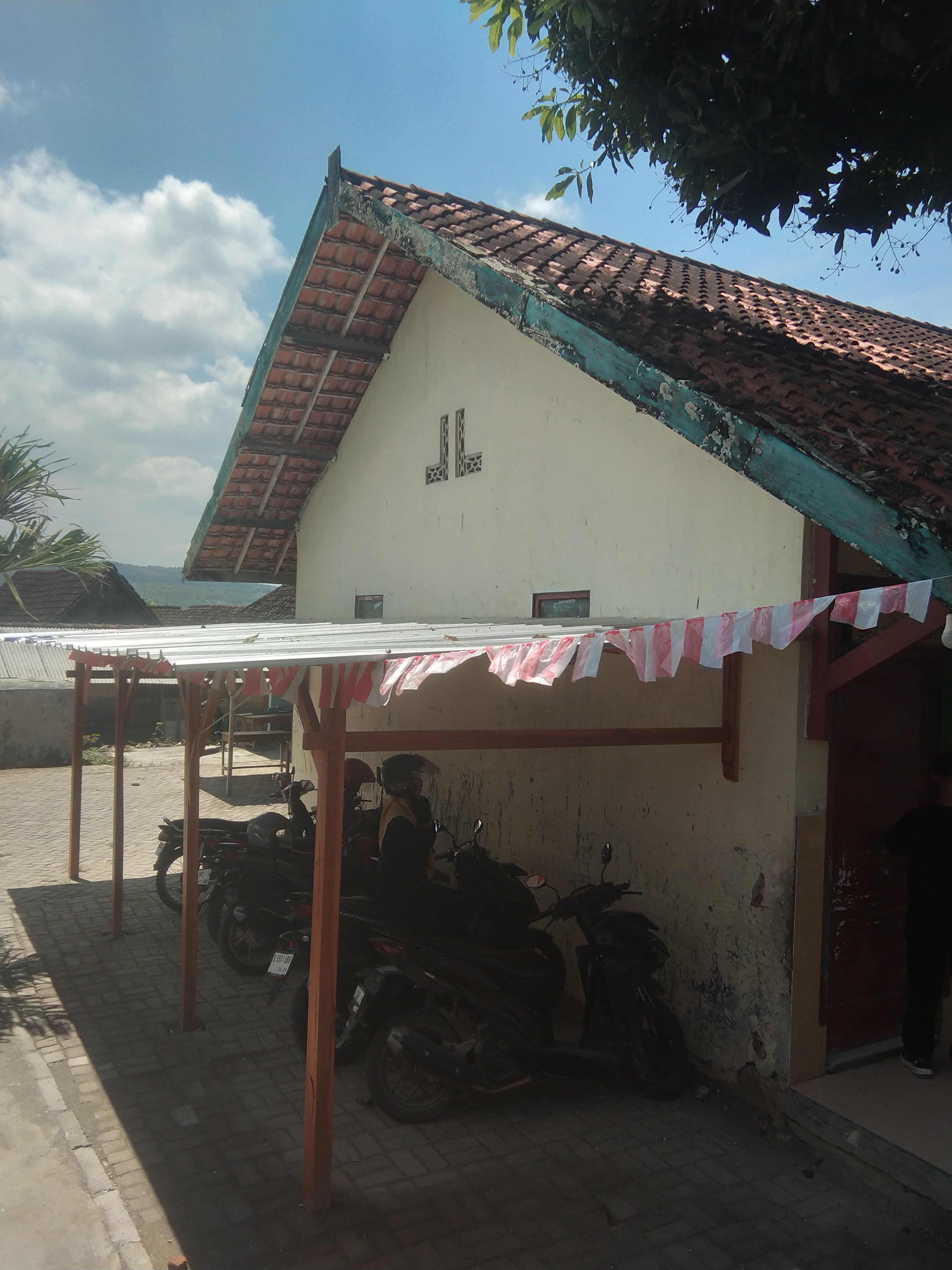 Tampak Samping 2